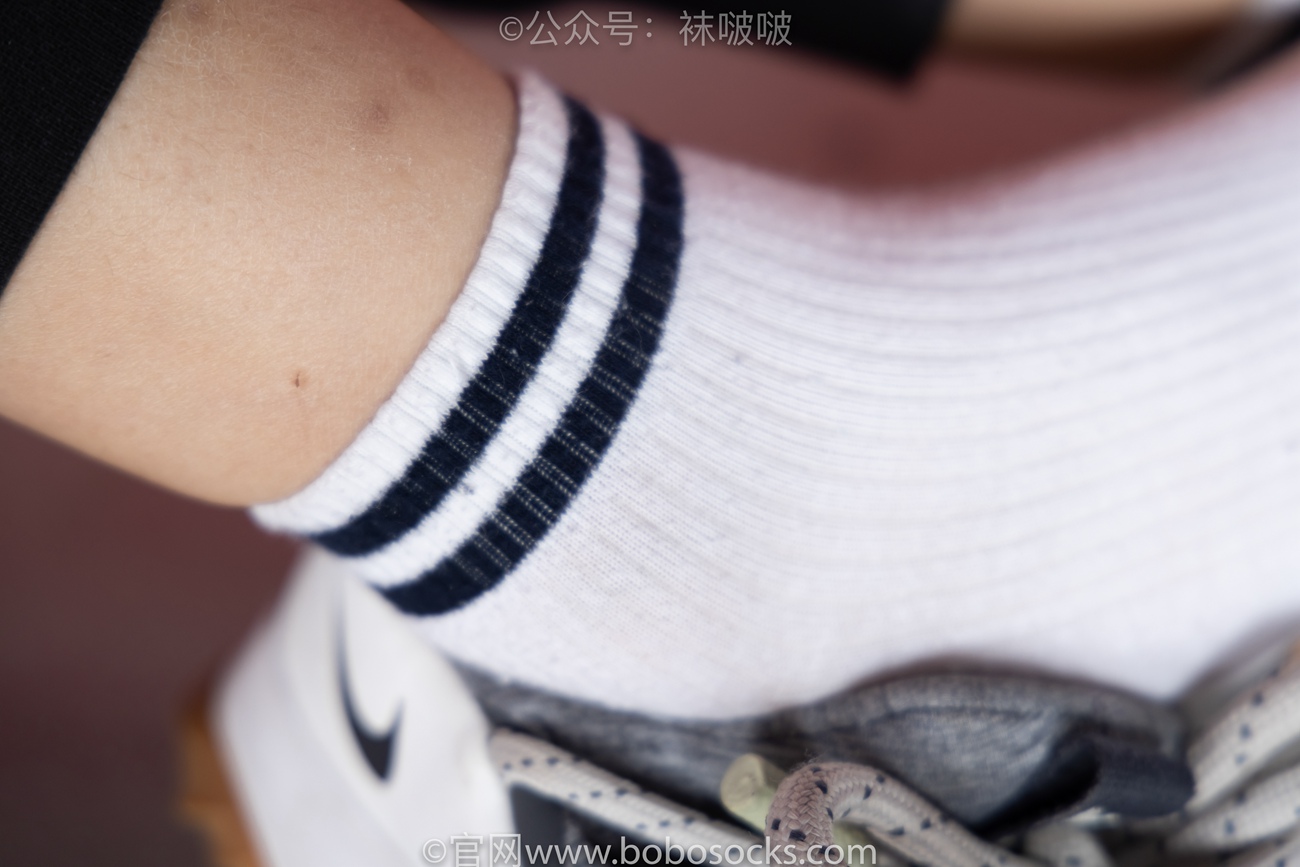 图片[55]-[BoBoSocks袜啵啵]NO.018 木木-运动鞋、白棉袜、裸足[136P] – 速更版-美库