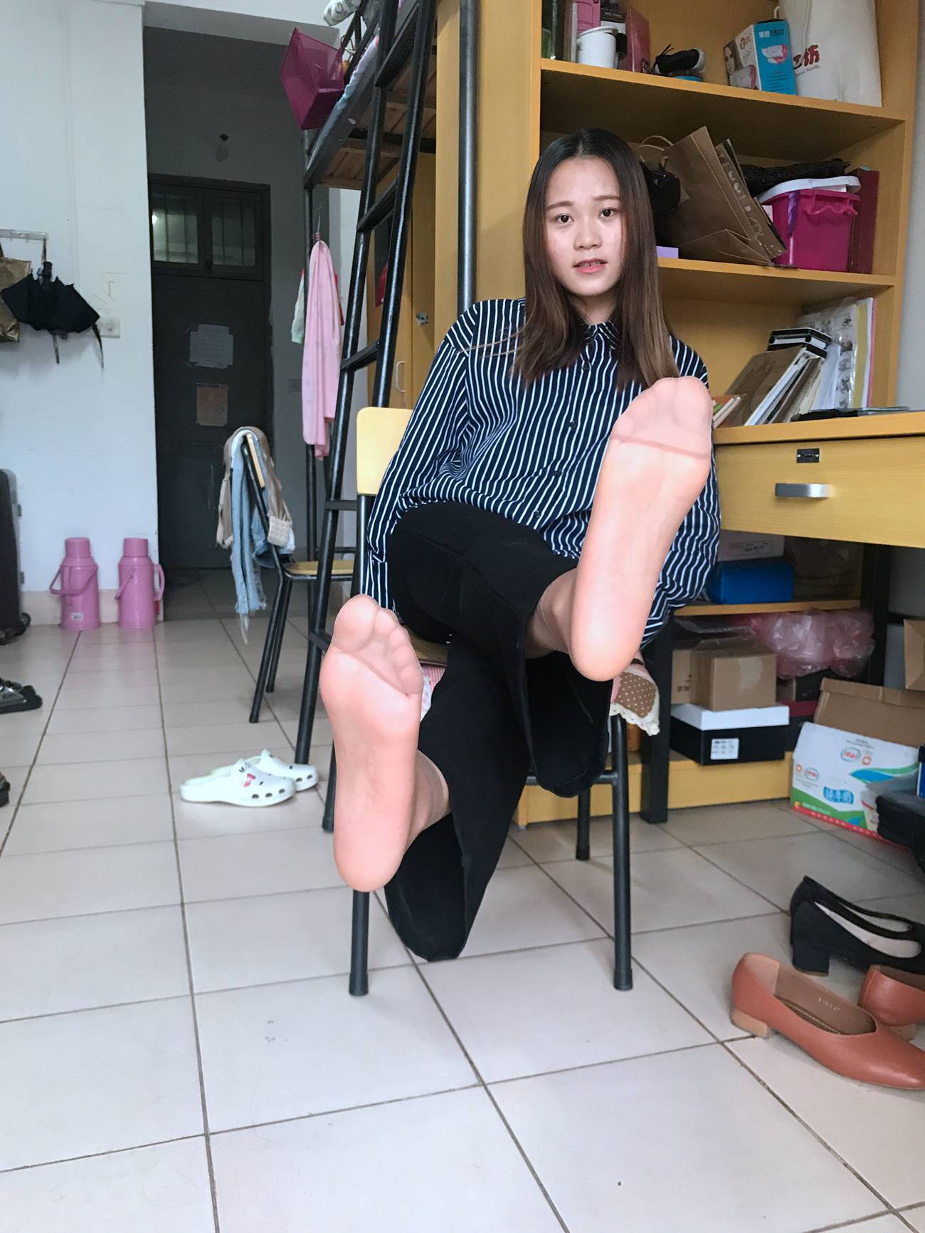 图片[34]-学妹校园寝室短丝系列023期 林丽雯[98P] – 速更版-美库