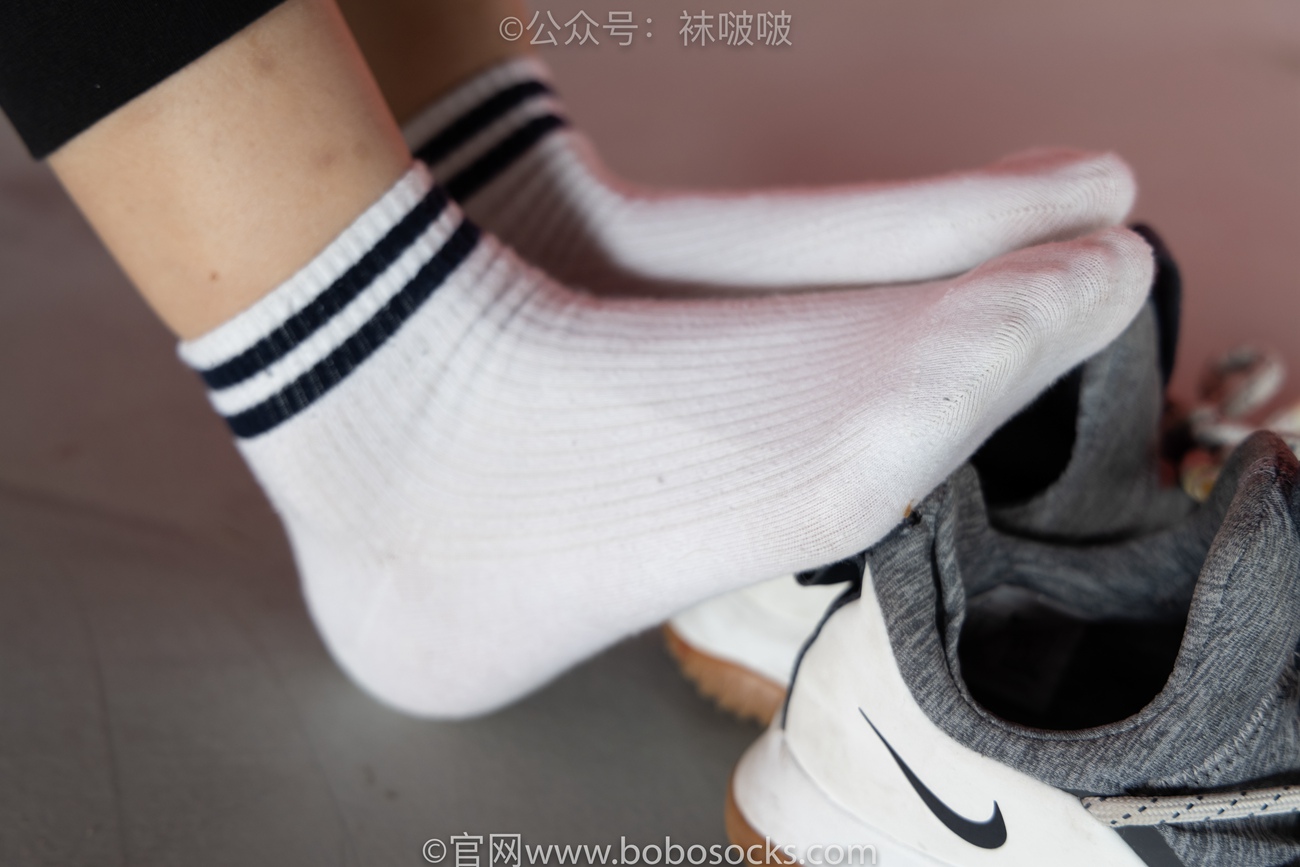 图片[58]-[BoBoSocks袜啵啵]NO.018 木木-运动鞋、白棉袜、裸足[136P] – 速更版-美库