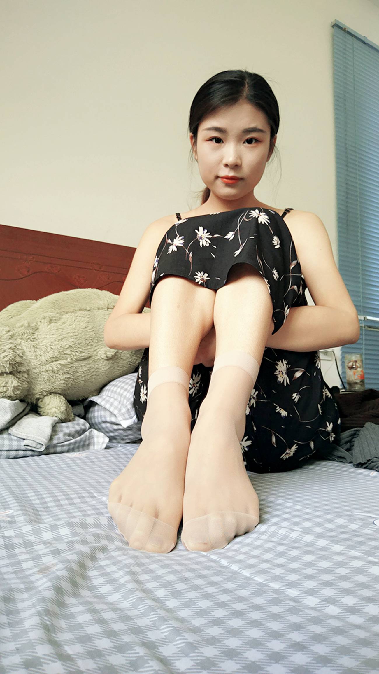 图片[18]-学妹校园寝室短丝系列024期 刘志明[52P] – 速更版-美库