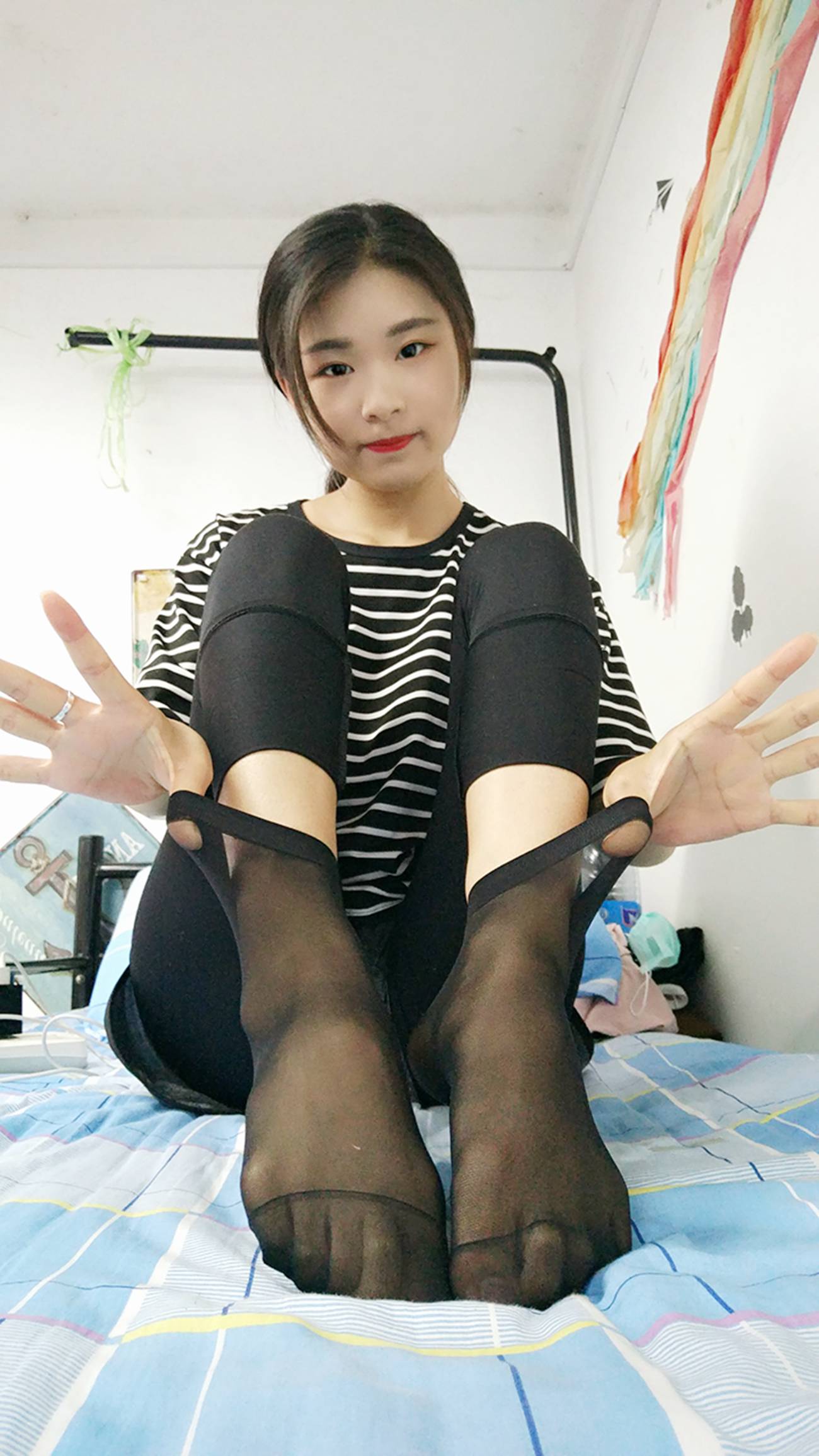 图片[19]-学妹校园寝室短丝系列024期 刘志明[52P] – 速更版-美库