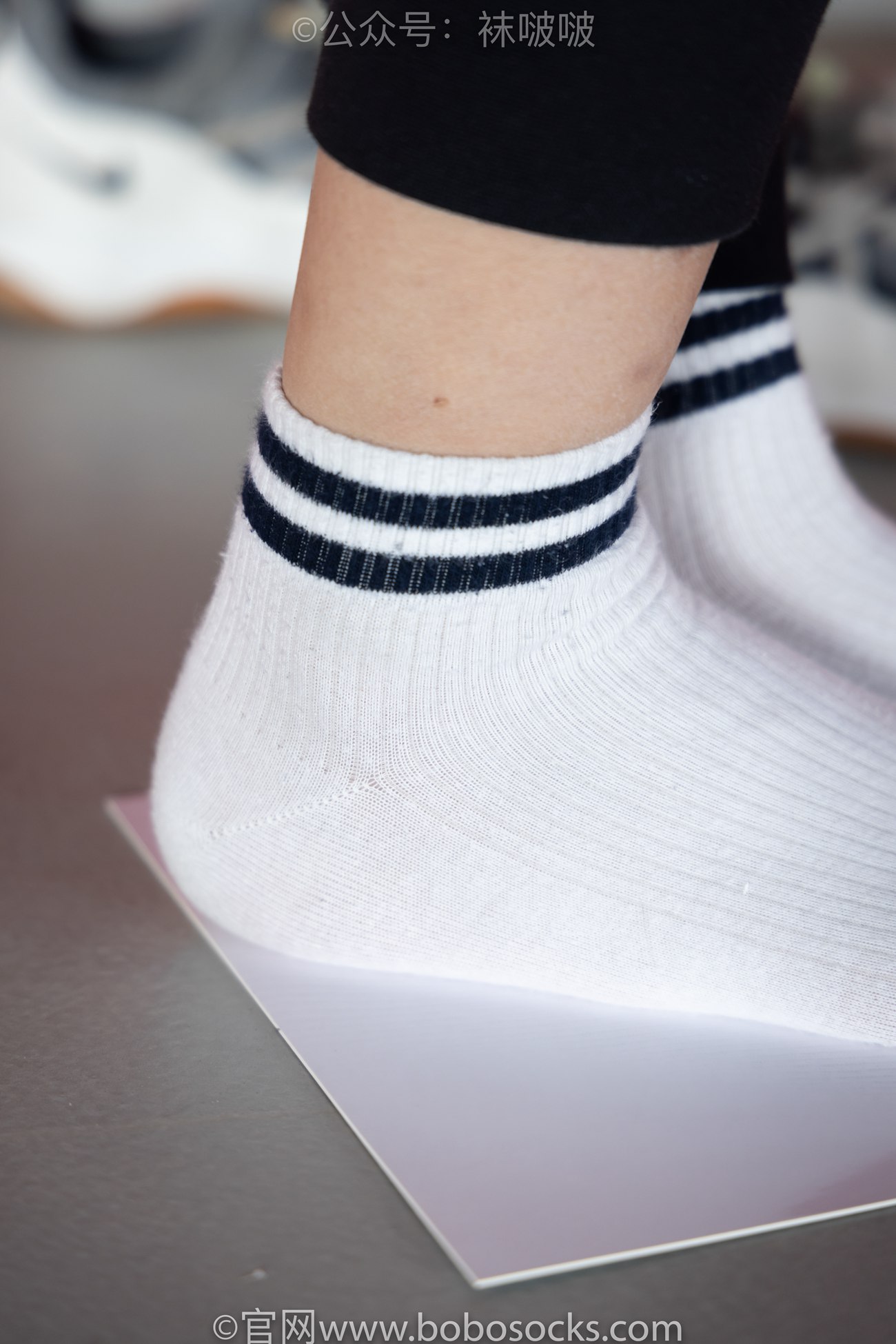 图片[66]-[BoBoSocks袜啵啵]NO.018 木木-运动鞋、白棉袜、裸足[136P] – 速更版-美库