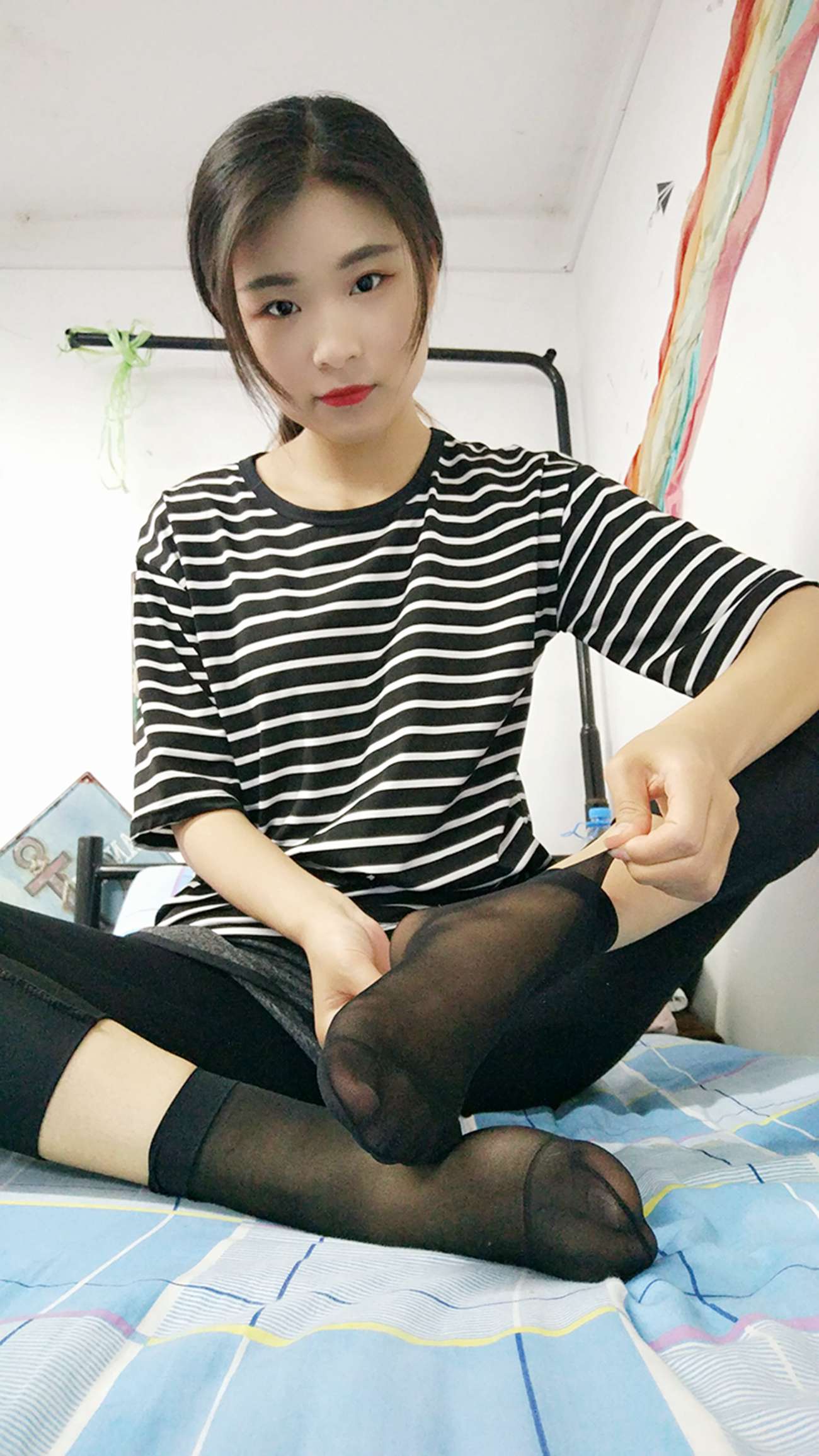 图片[33]-学妹校园寝室短丝系列024期 刘志明[52P] – 速更版-美库