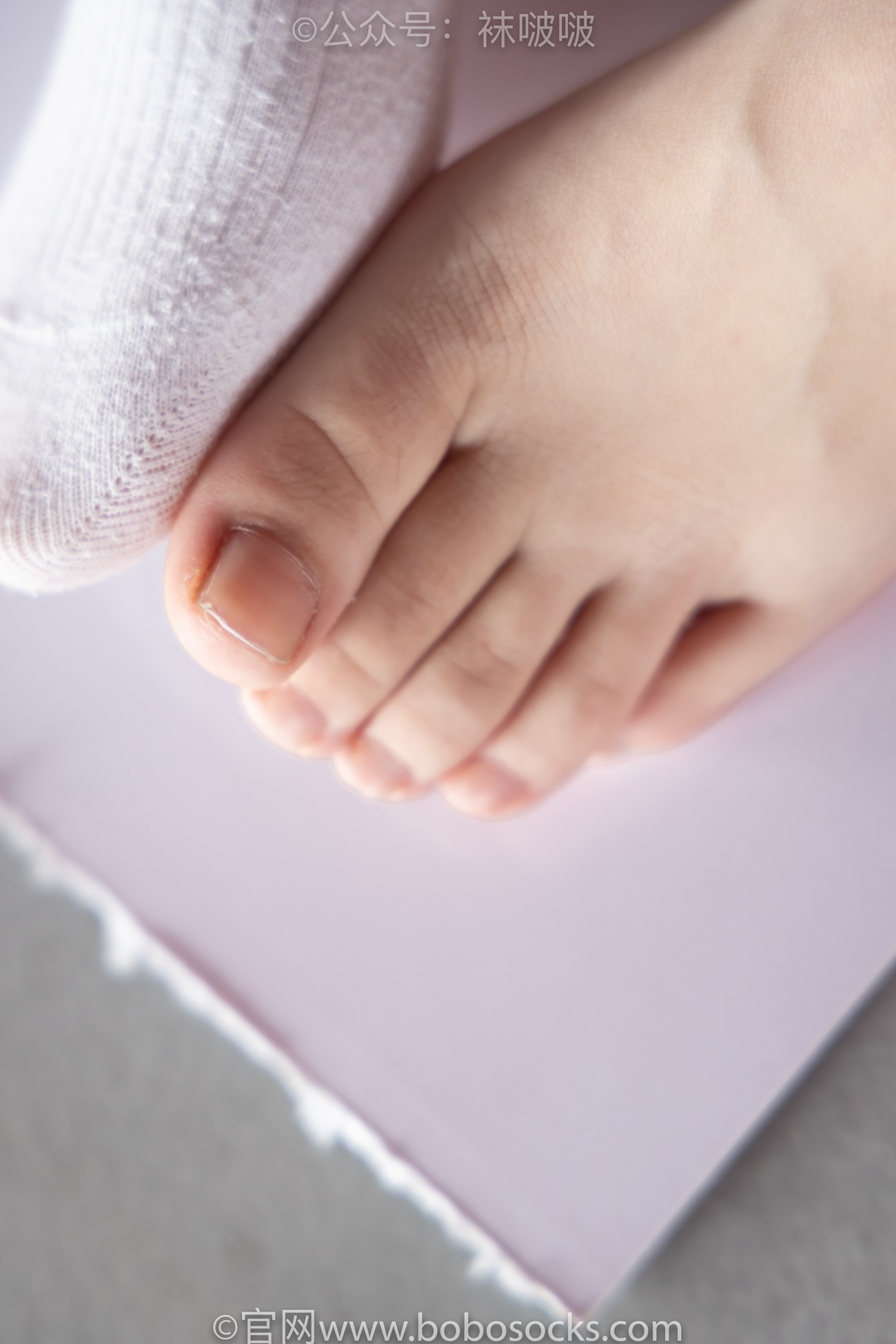 图片[89]-[BoBoSocks袜啵啵]NO.018 木木-运动鞋、白棉袜、裸足[136P] – 速更版-美库