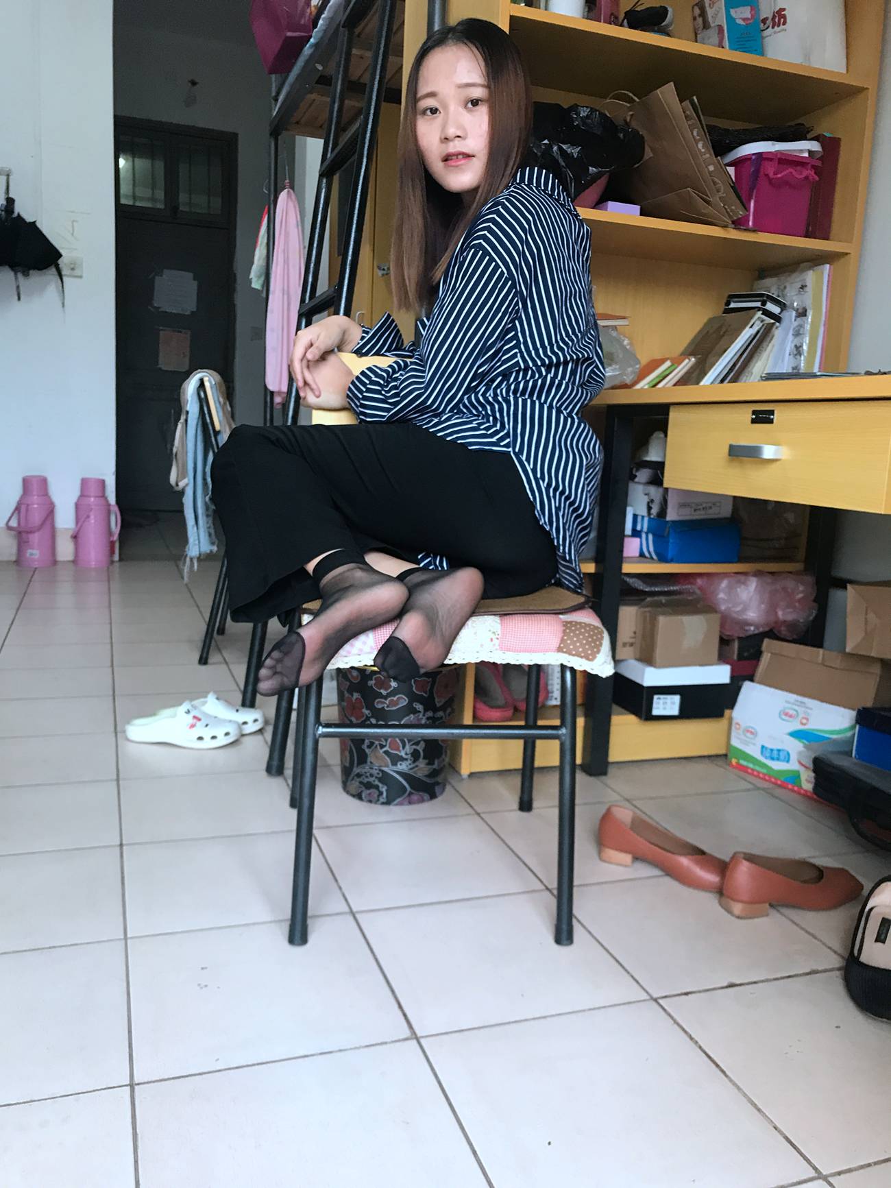 图片[90]-学妹校园寝室短丝系列023期 林丽雯[98P] – 速更版-美库