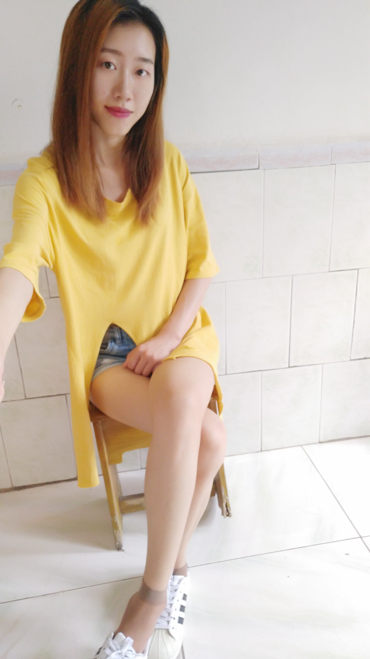 图片[73]-学妹校园寝室短丝系列026期 刘静[81P] – 速更版-美库