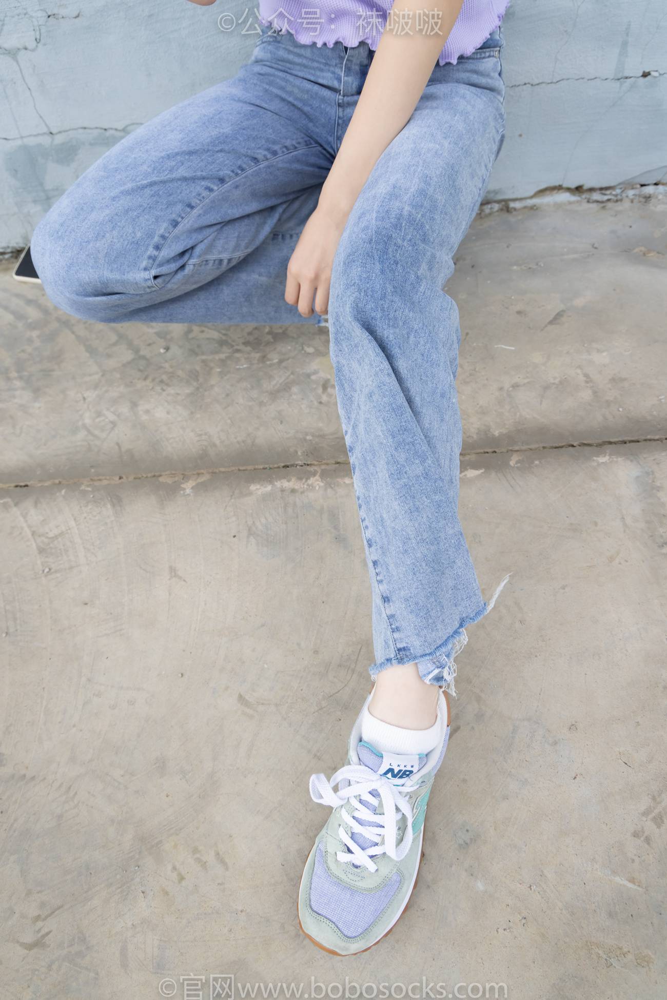 图片[12]-[BoBoSocks袜啵啵]NO.020 熊熊-NB运动鞋、蓝色短棉袜（踩脏）、裸足[150P] – 速更版-美库