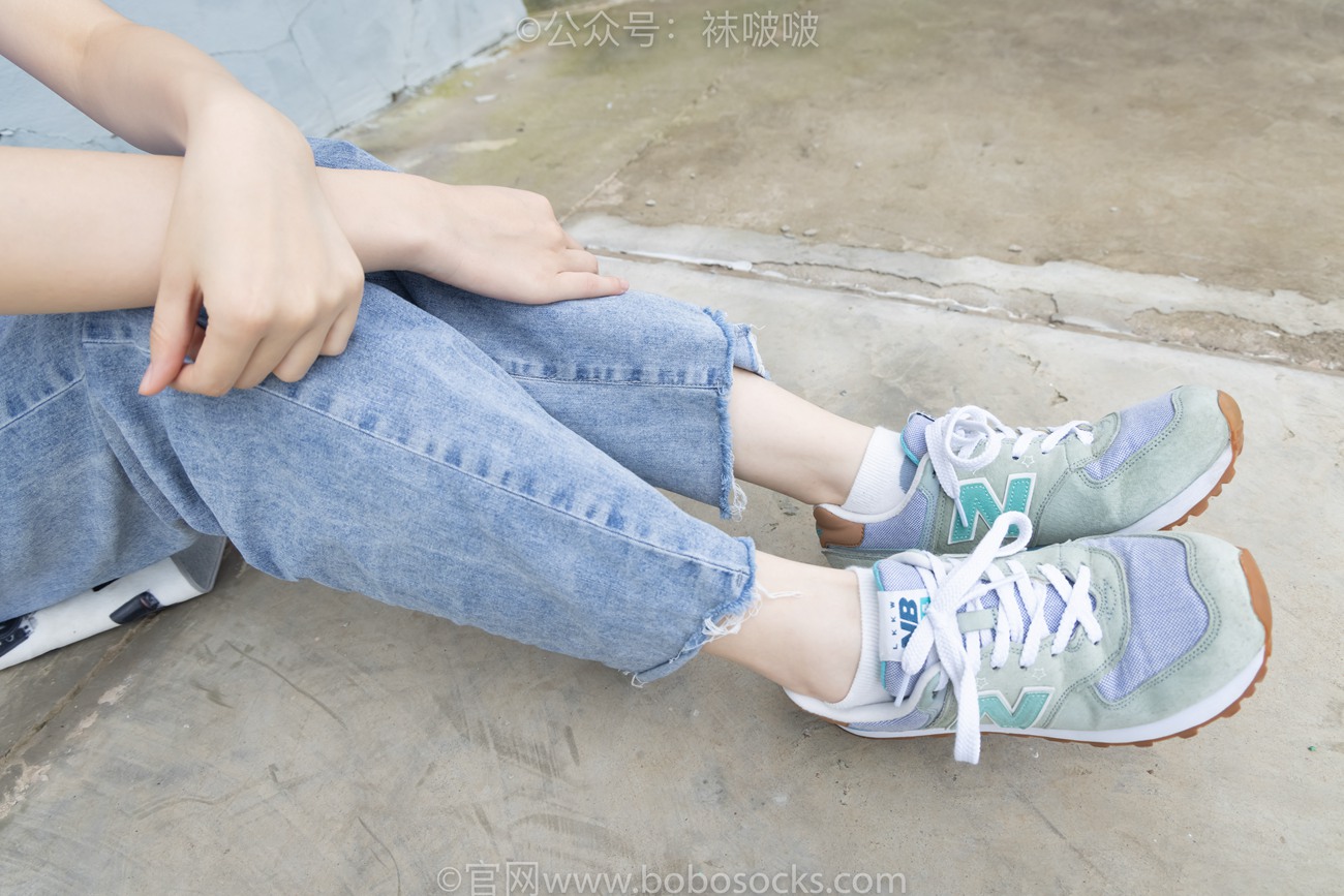 图片[33]-[BoBoSocks袜啵啵]NO.020 熊熊-NB运动鞋、蓝色短棉袜（踩脏）、裸足[150P] – 速更版-美库