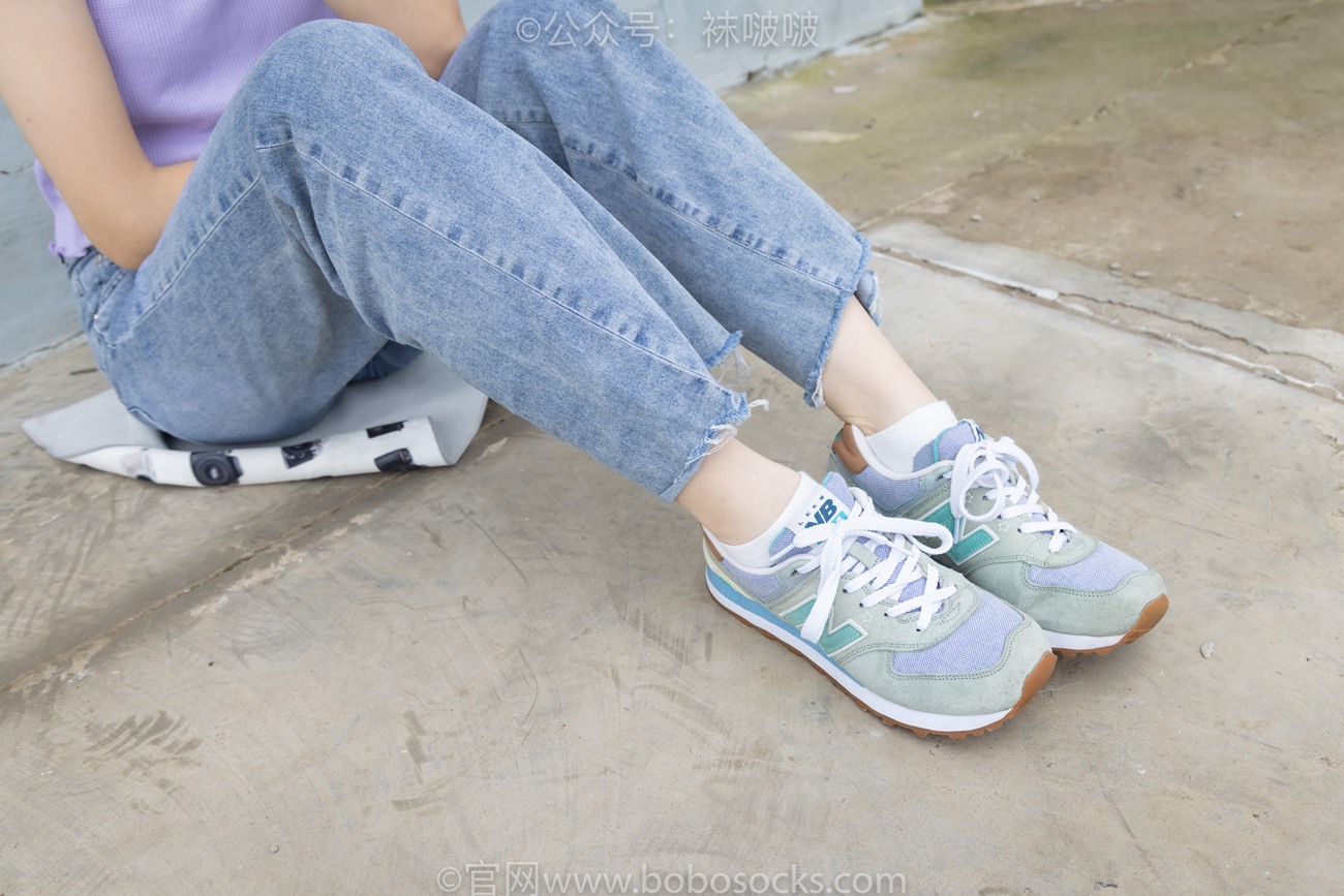 图片[35]-[BoBoSocks袜啵啵]NO.020 熊熊-NB运动鞋、蓝色短棉袜（踩脏）、裸足[150P] – 速更版-美库
