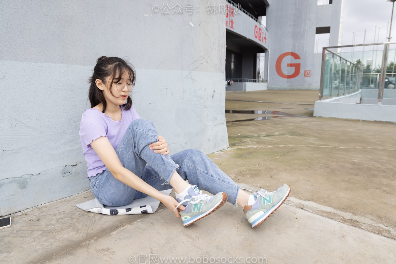 图片[41]-[BoBoSocks袜啵啵]NO.020 熊熊-NB运动鞋、蓝色短棉袜（踩脏）、裸足[150P] – 速更版-美库