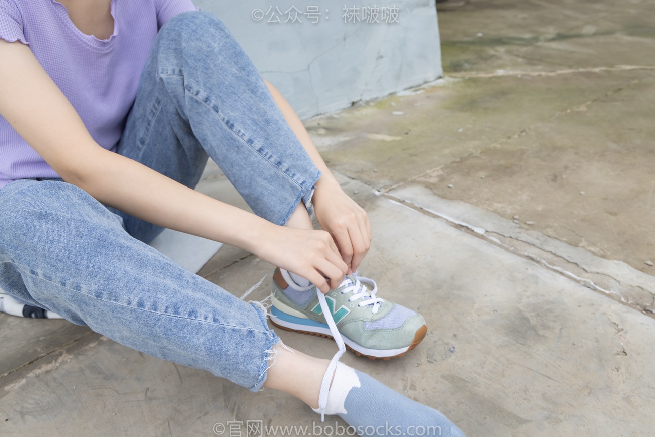 图片[56]-[BoBoSocks袜啵啵]NO.020 熊熊-NB运动鞋、蓝色短棉袜（踩脏）、裸足[150P] – 速更版-美库