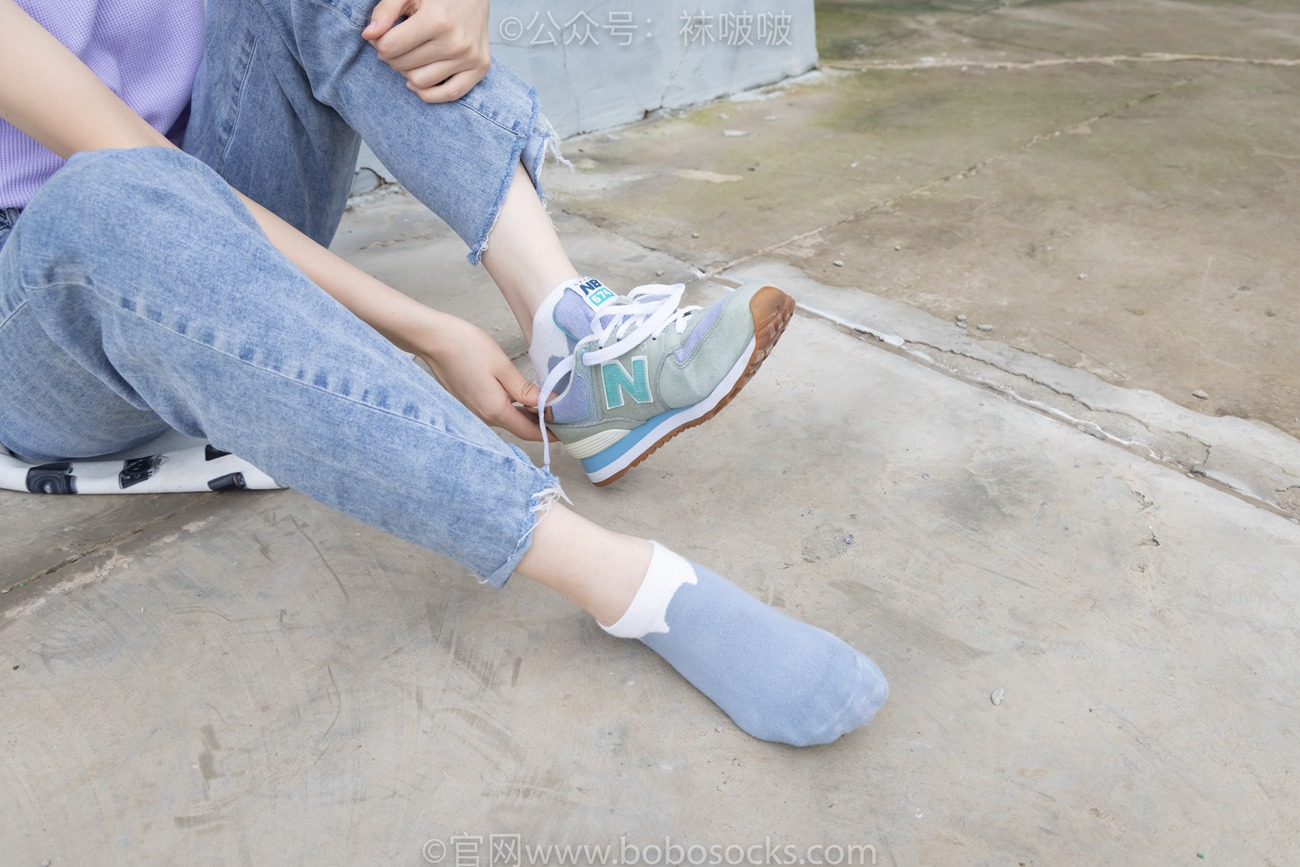图片[57]-[BoBoSocks袜啵啵]NO.020 熊熊-NB运动鞋、蓝色短棉袜（踩脏）、裸足[150P] – 速更版-美库