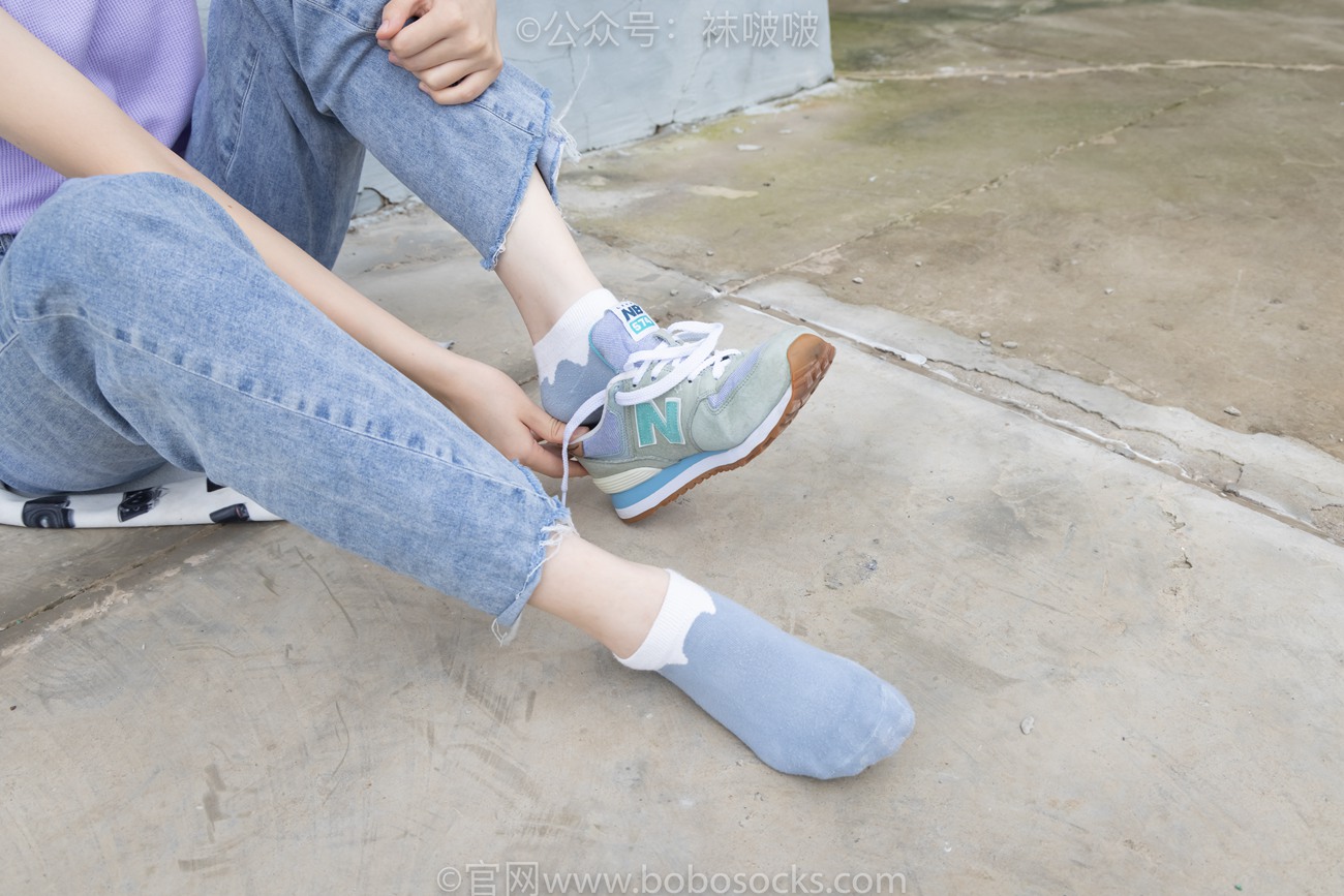 图片[58]-[BoBoSocks袜啵啵]NO.020 熊熊-NB运动鞋、蓝色短棉袜（踩脏）、裸足[150P] – 速更版-美库