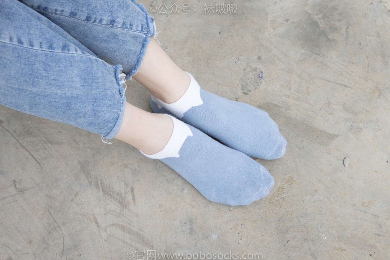 图片[61]-[BoBoSocks袜啵啵]NO.020 熊熊-NB运动鞋、蓝色短棉袜（踩脏）、裸足[150P] – 速更版-美库