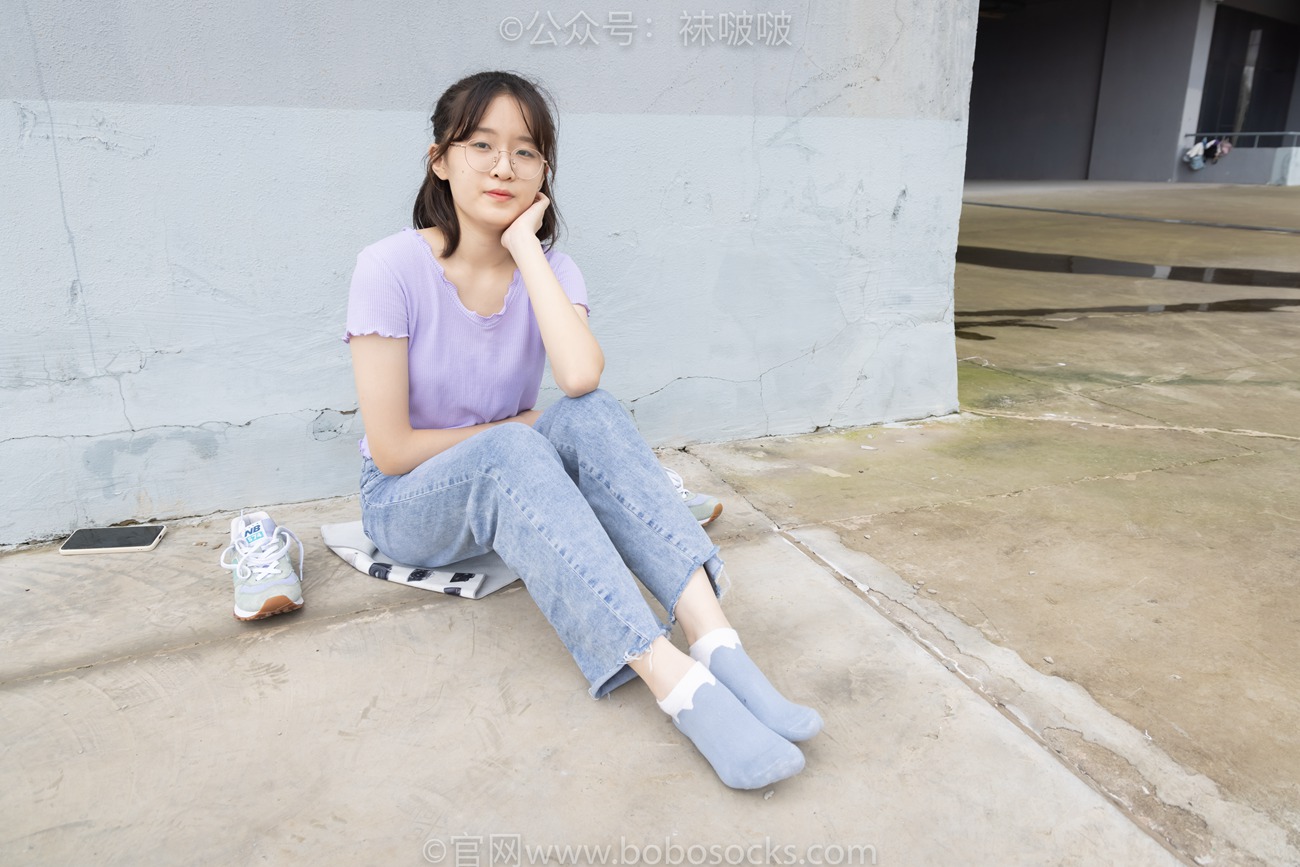 图片[81]-[BoBoSocks袜啵啵]NO.020 熊熊-NB运动鞋、蓝色短棉袜（踩脏）、裸足[150P] – 速更版-美库