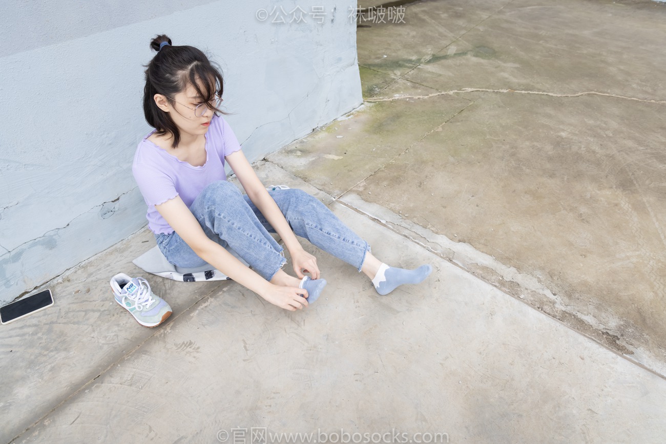 图片[87]-[BoBoSocks袜啵啵]NO.020 熊熊-NB运动鞋、蓝色短棉袜（踩脏）、裸足[150P] – 速更版-美库