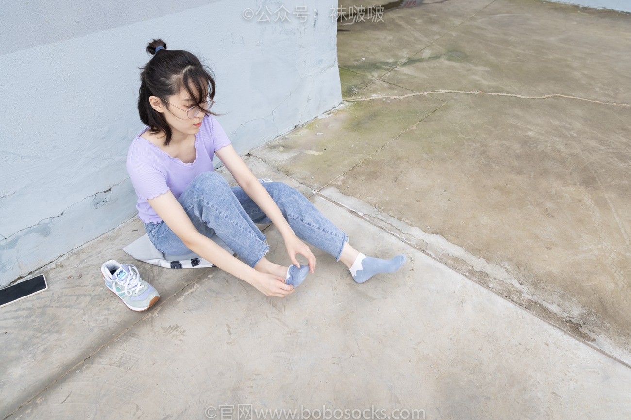 图片[88]-[BoBoSocks袜啵啵]NO.020 熊熊-NB运动鞋、蓝色短棉袜（踩脏）、裸足[150P] – 速更版-美库