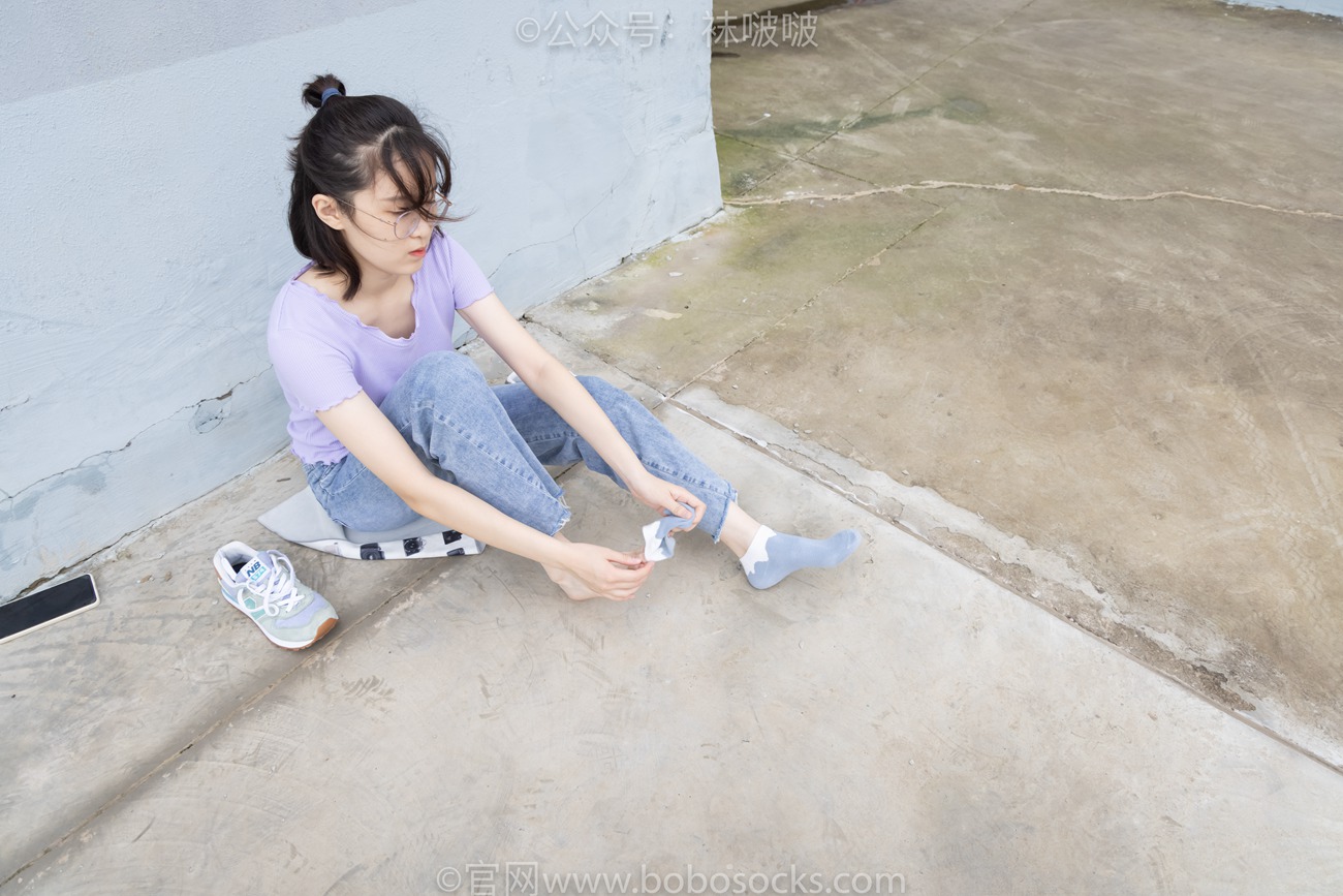 图片[89]-[BoBoSocks袜啵啵]NO.020 熊熊-NB运动鞋、蓝色短棉袜（踩脏）、裸足[150P] – 速更版-美库