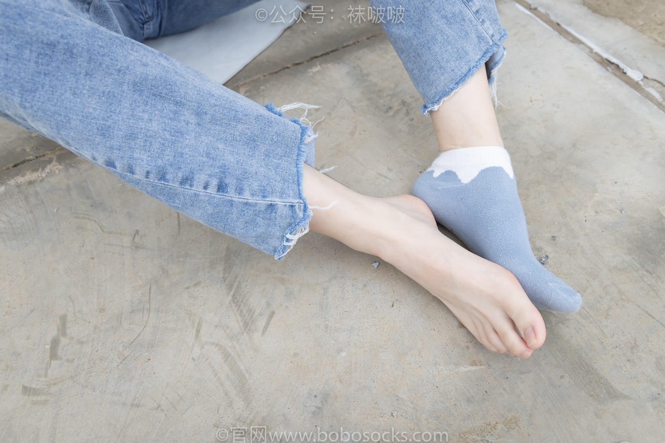 图片[93]-[BoBoSocks袜啵啵]NO.020 熊熊-NB运动鞋、蓝色短棉袜（踩脏）、裸足[150P] – 速更版-美库