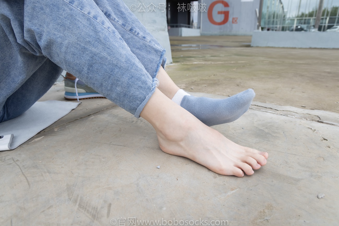 图片[94]-[BoBoSocks袜啵啵]NO.020 熊熊-NB运动鞋、蓝色短棉袜（踩脏）、裸足[150P] – 速更版-美库