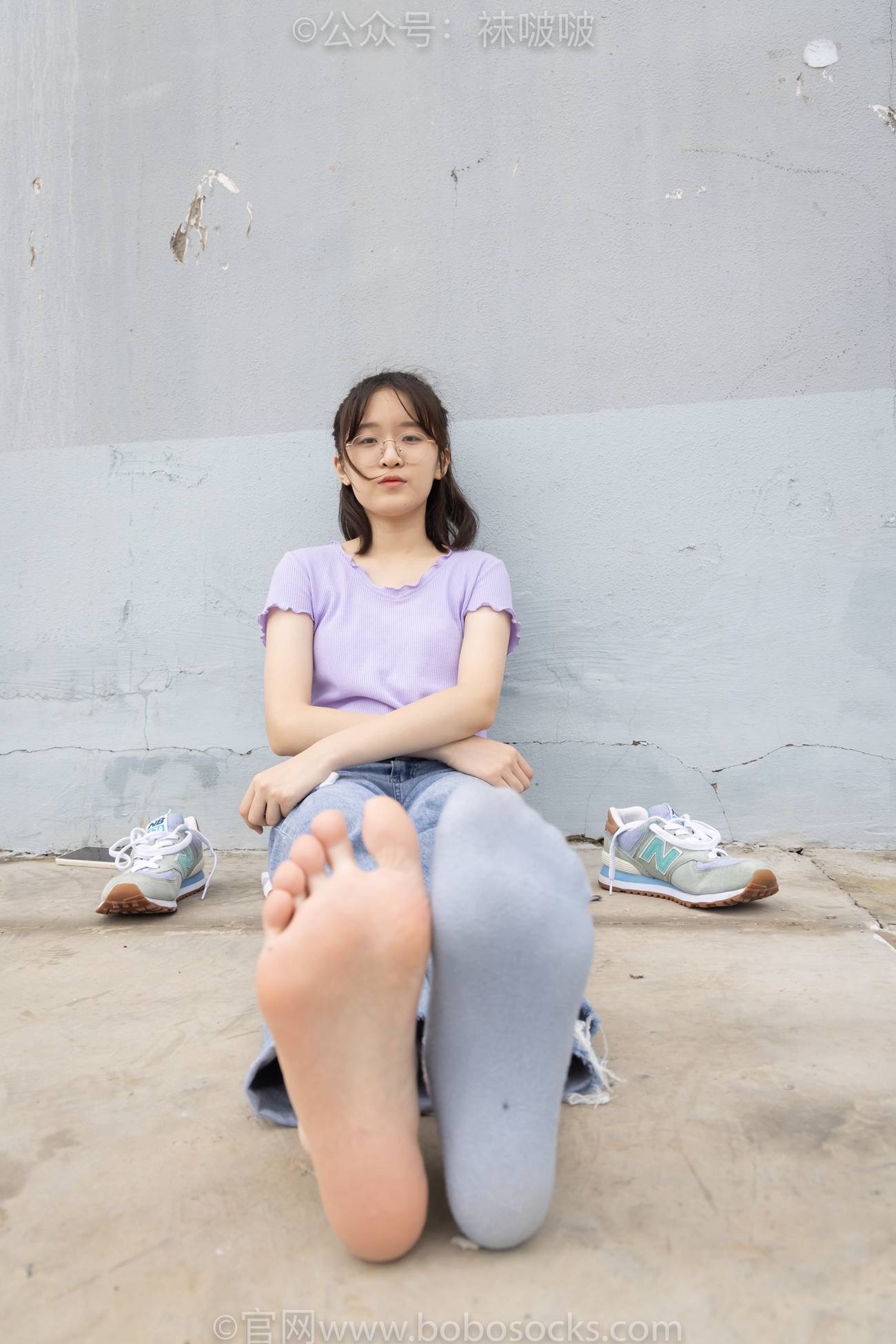 图片[99]-[BoBoSocks袜啵啵]NO.020 熊熊-NB运动鞋、蓝色短棉袜（踩脏）、裸足[150P] – 速更版-美库