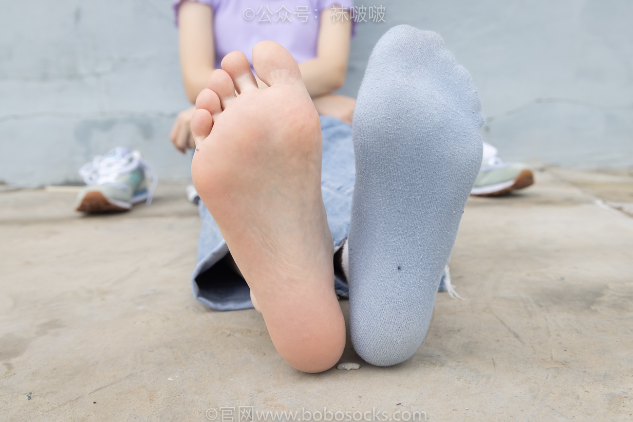 图片[100]-[BoBoSocks袜啵啵]NO.020 熊熊-NB运动鞋、蓝色短棉袜（踩脏）、裸足[150P] – 速更版-美库