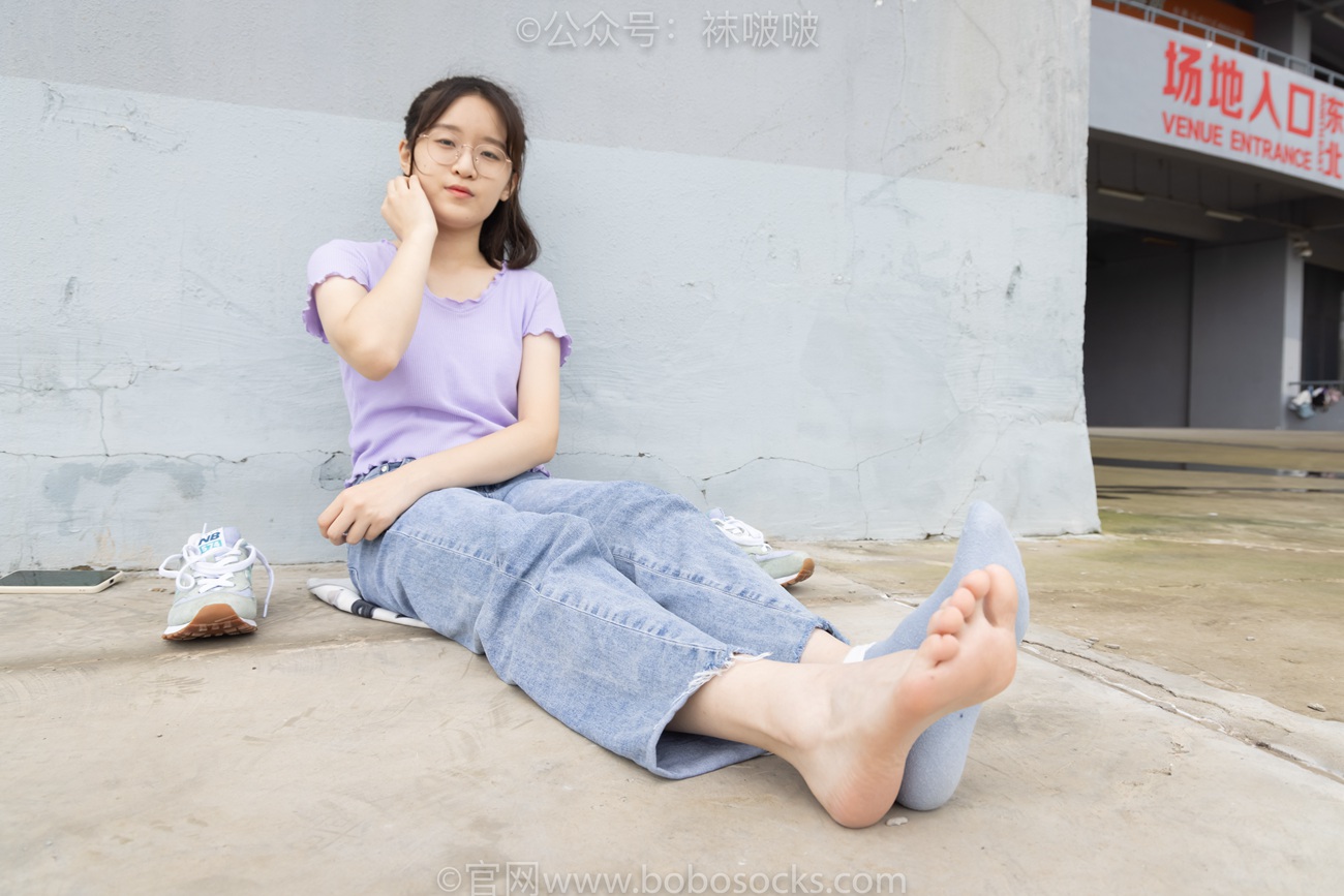 图片[104]-[BoBoSocks袜啵啵]NO.020 熊熊-NB运动鞋、蓝色短棉袜（踩脏）、裸足[150P] – 速更版-美库