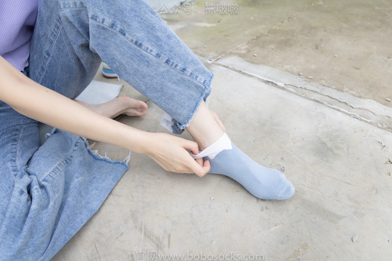 图片[106]-[BoBoSocks袜啵啵]NO.020 熊熊-NB运动鞋、蓝色短棉袜（踩脏）、裸足[150P] – 速更版-美库