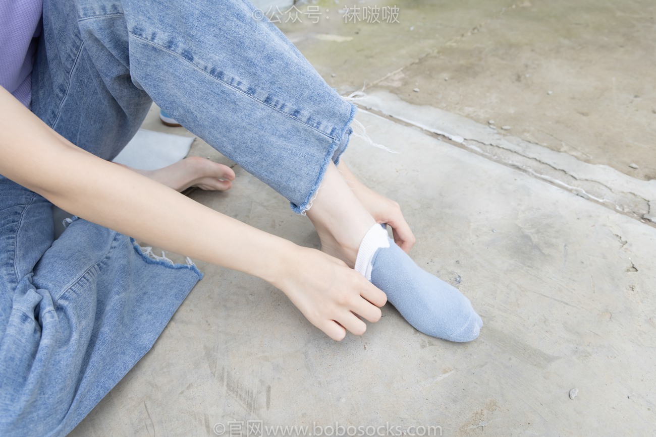 图片[107]-[BoBoSocks袜啵啵]NO.020 熊熊-NB运动鞋、蓝色短棉袜（踩脏）、裸足[150P] – 速更版-美库