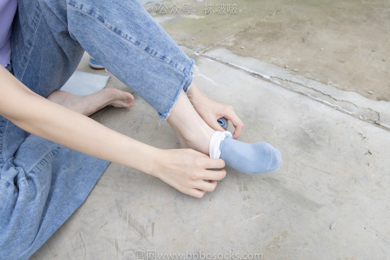 图片[108]-[BoBoSocks袜啵啵]NO.020 熊熊-NB运动鞋、蓝色短棉袜（踩脏）、裸足[150P] – 速更版-美库