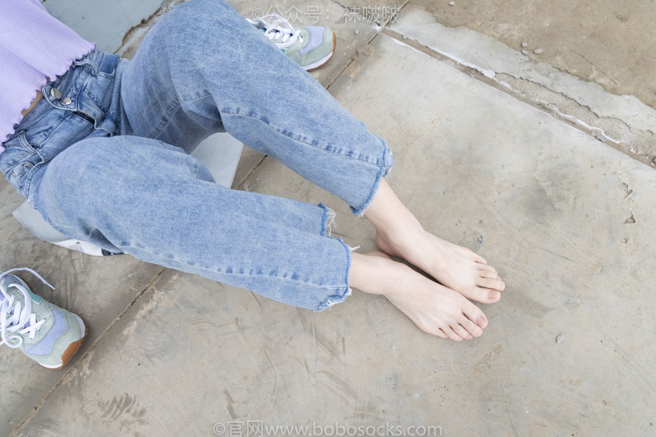 图片[114]-[BoBoSocks袜啵啵]NO.020 熊熊-NB运动鞋、蓝色短棉袜（踩脏）、裸足[150P] – 速更版-美库