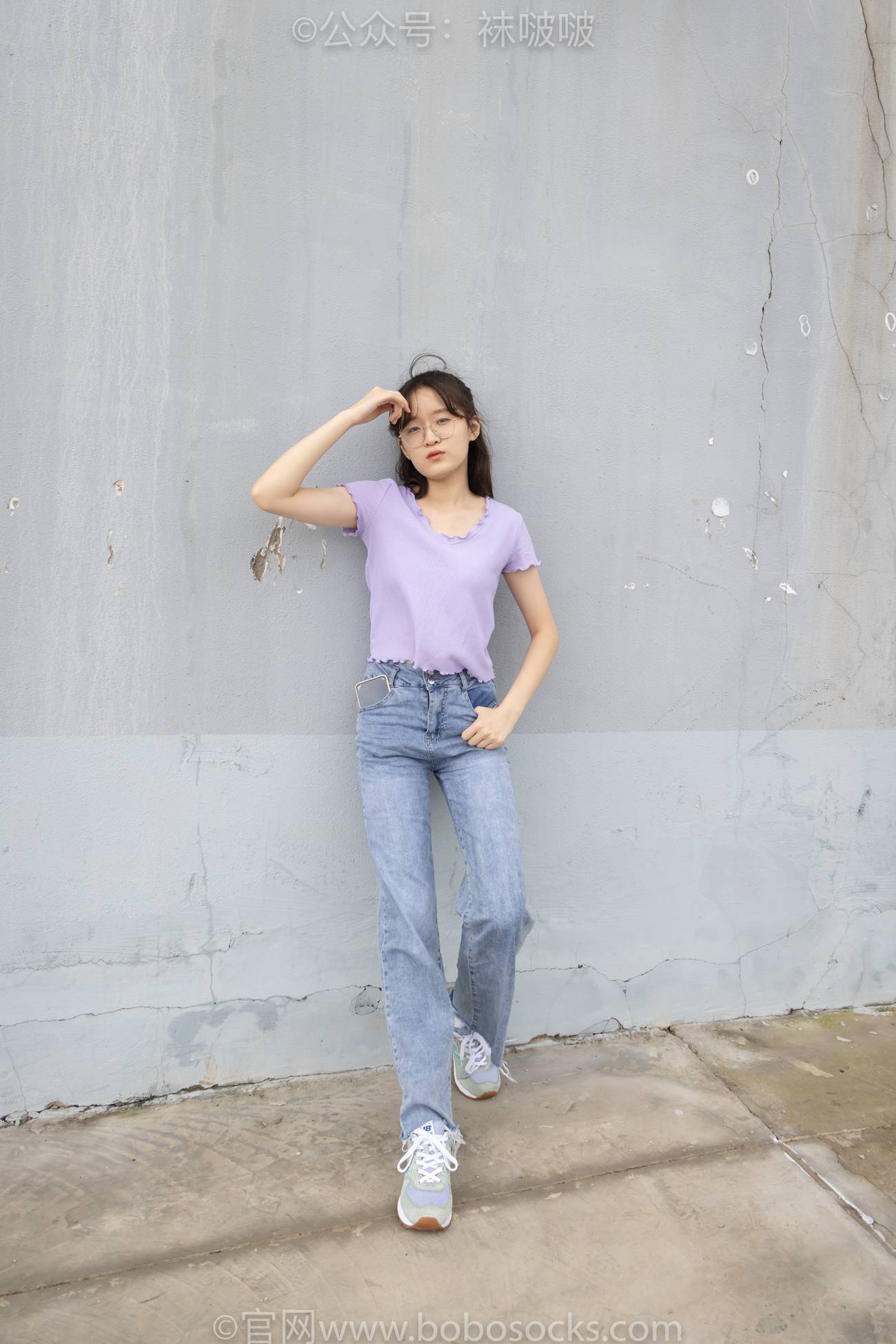 图片[148]-[BoBoSocks袜啵啵]NO.020 熊熊-NB运动鞋、蓝色短棉袜（踩脏）、裸足[150P] – 速更版-美库