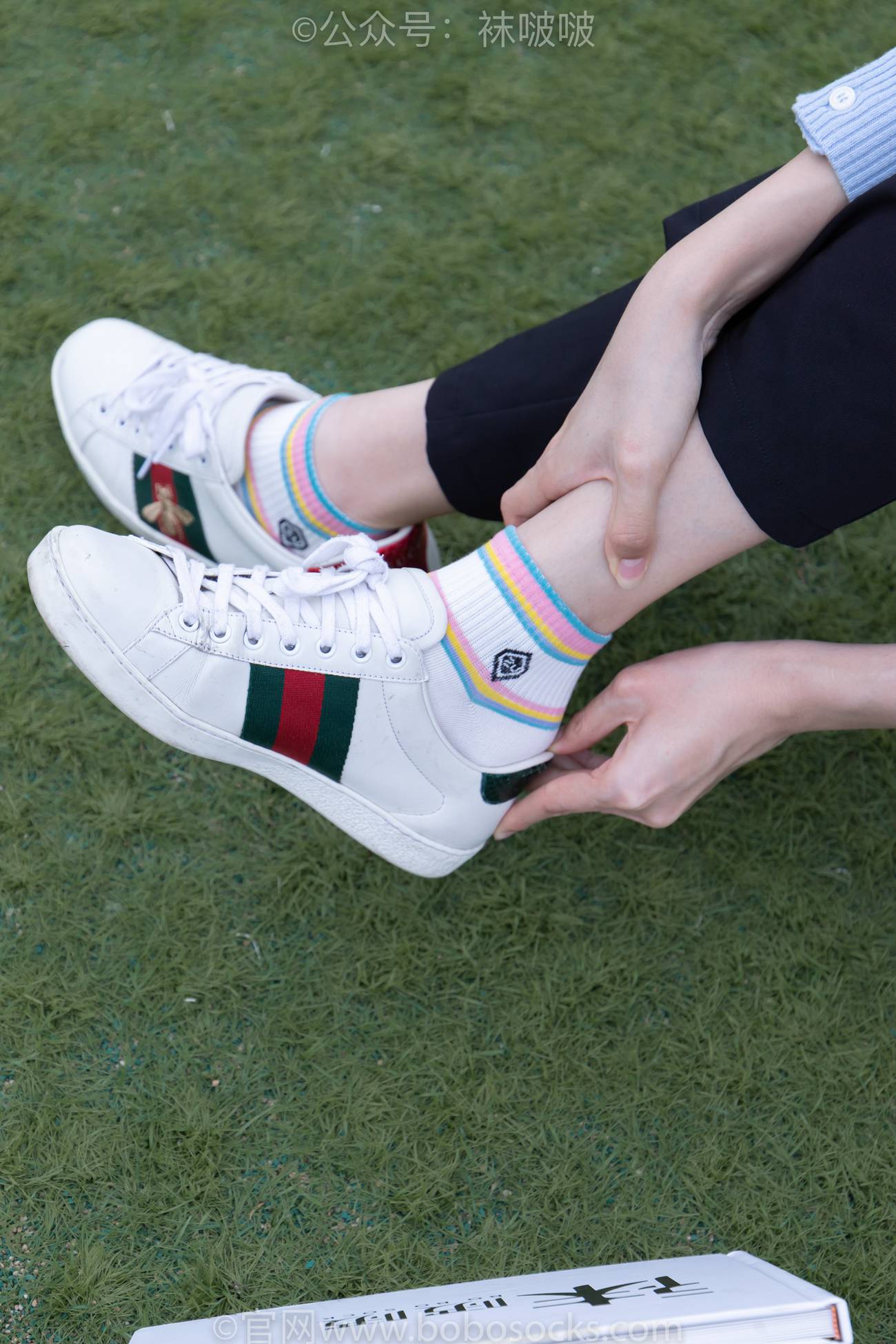 图片[19]-[BoBoSocks袜啵啵]NO.021 泡芙-板鞋、白棉袜、裸足[131P] – 速更版-美库