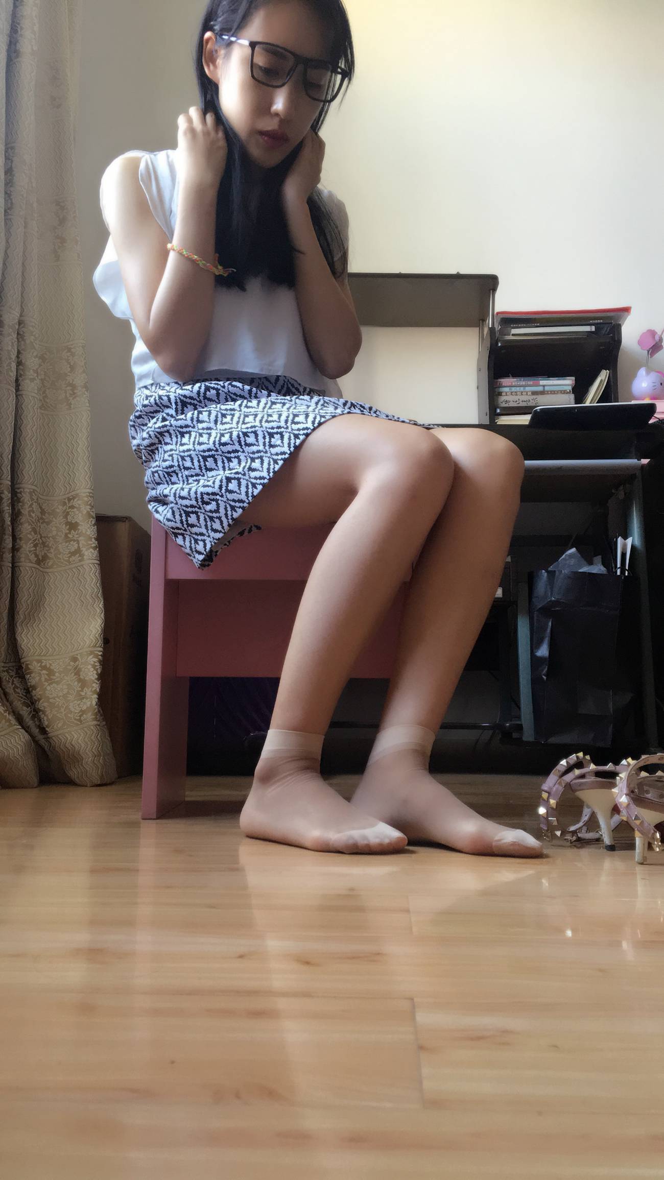 图片[80]-学妹校园寝室短丝系列029期 牛牛[85P] – 速更版-美库