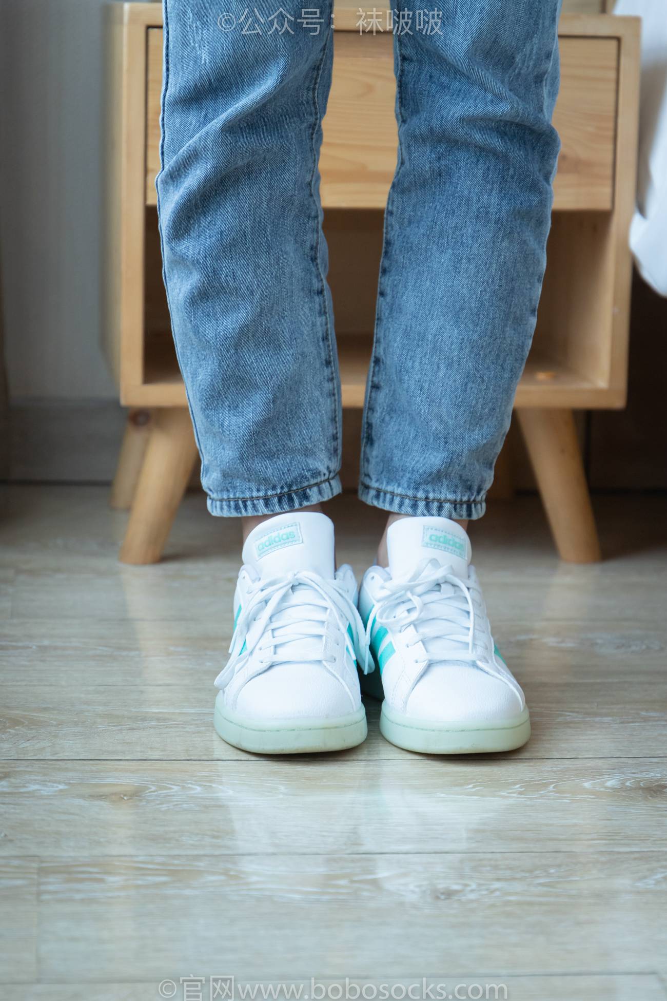 图片[133]-[BoBoSocks袜啵啵]NO.024 涵涵-板鞋、白棉袜、裸足[134P] – 速更版-美库
