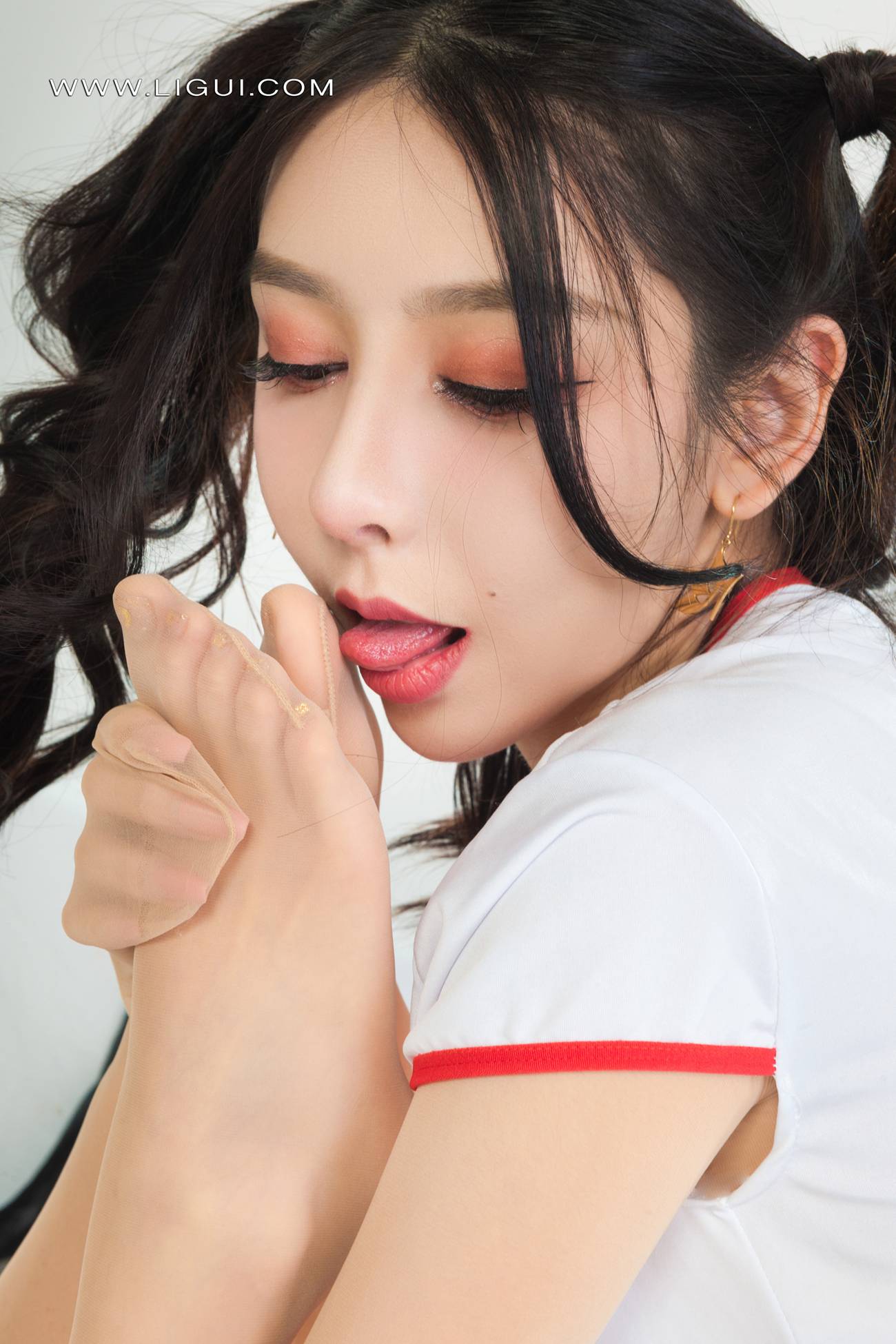 图片[16]-[Ligui丽柜]2022.03.28《双生花-丝欲双生》兔子&汐汐[70+1P] – 速更版-美库