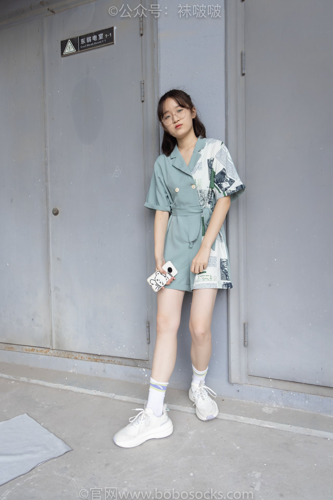 图片[11]-[BoBoSocks袜啵啵]NO.025 熊熊-安踏运动鞋、白色棉袜（踩脏）、裸足[146P] – 速更版-美库