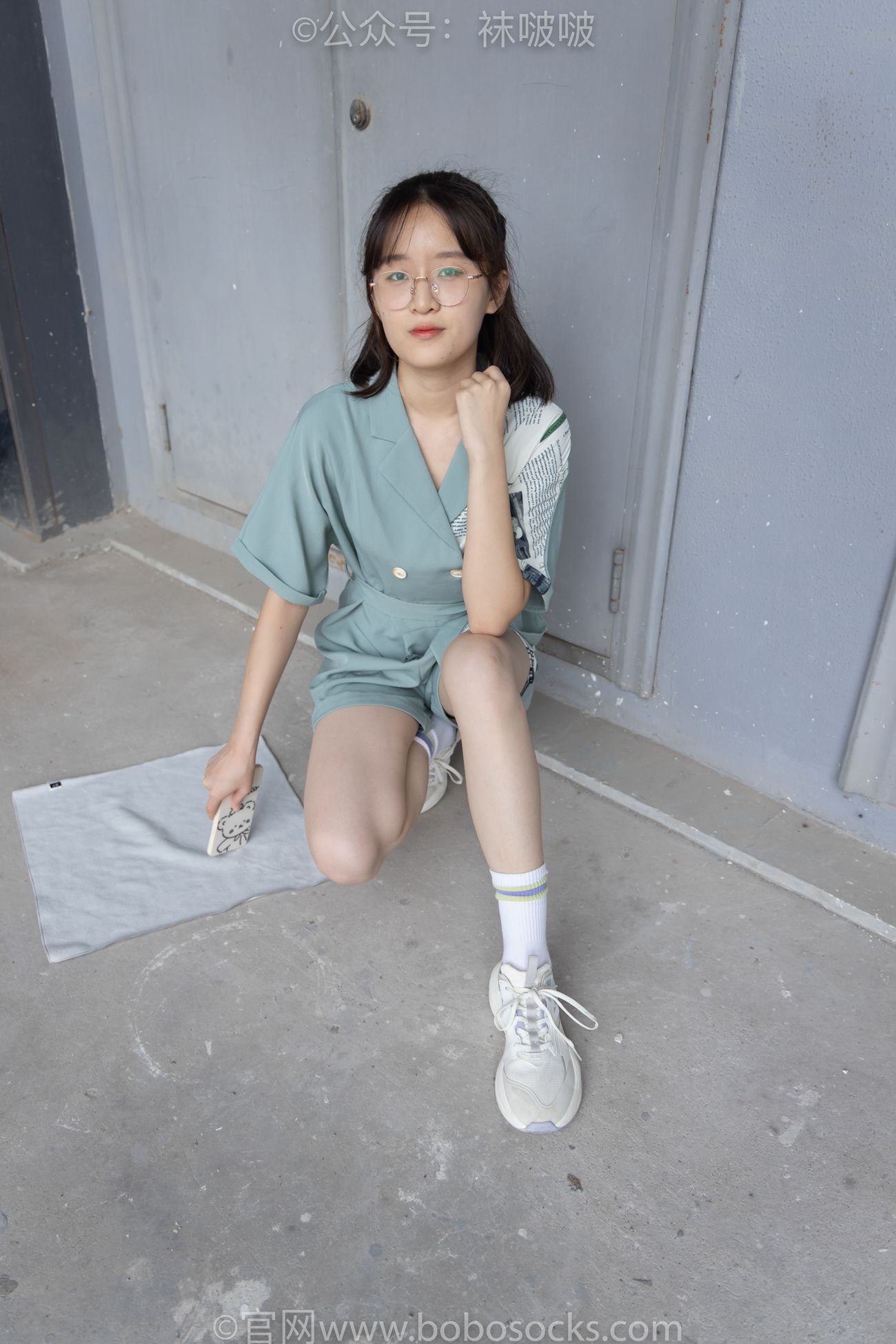 图片[18]-[BoBoSocks袜啵啵]NO.025 熊熊-安踏运动鞋、白色棉袜（踩脏）、裸足[146P] – 速更版-美库