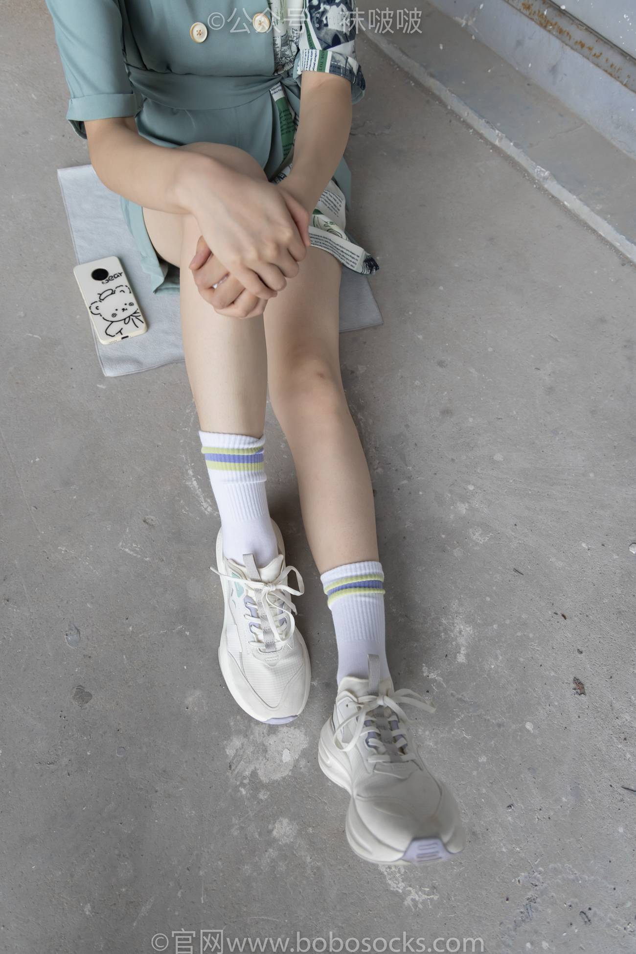 图片[29]-[BoBoSocks袜啵啵]NO.025 熊熊-安踏运动鞋、白色棉袜（踩脏）、裸足[146P] – 速更版-美库