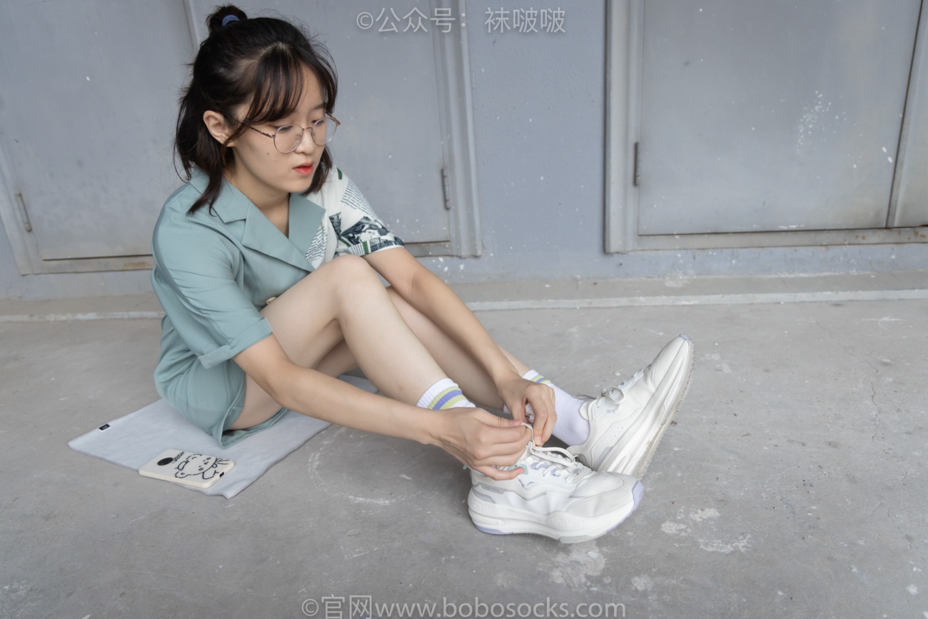 图片[37]-[BoBoSocks袜啵啵]NO.025 熊熊-安踏运动鞋、白色棉袜（踩脏）、裸足[146P] – 速更版-美库