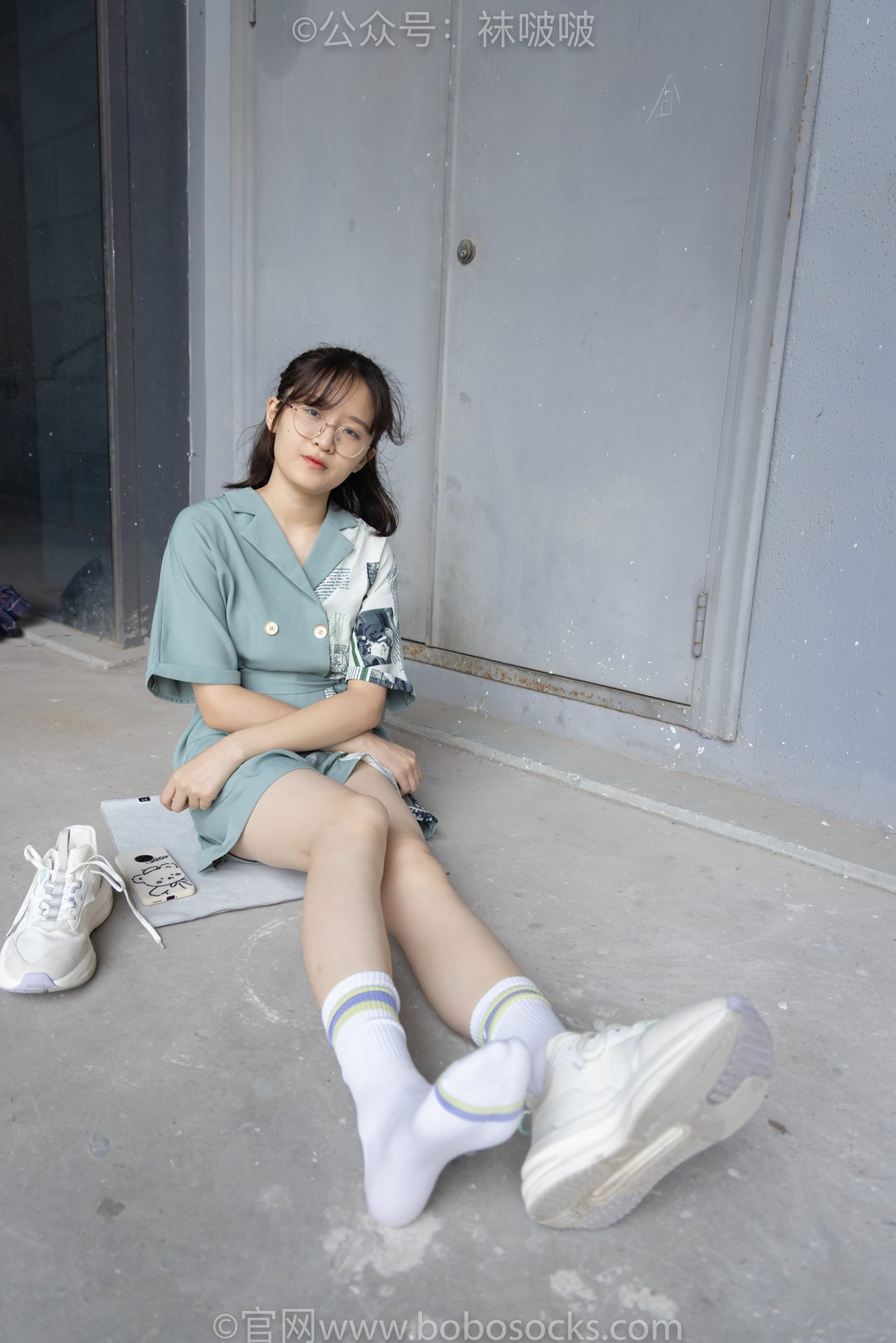 图片[43]-[BoBoSocks袜啵啵]NO.025 熊熊-安踏运动鞋、白色棉袜（踩脏）、裸足[146P] – 速更版-美库