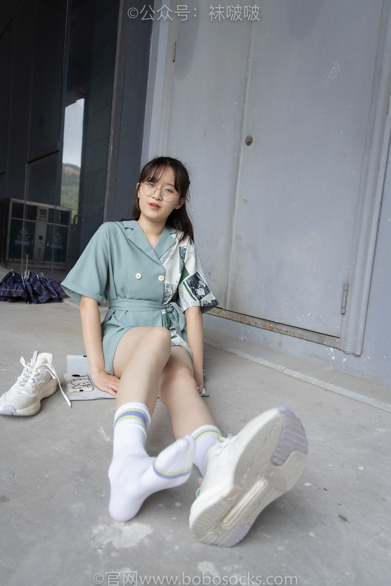 图片[45]-[BoBoSocks袜啵啵]NO.025 熊熊-安踏运动鞋、白色棉袜（踩脏）、裸足[146P] – 速更版-美库