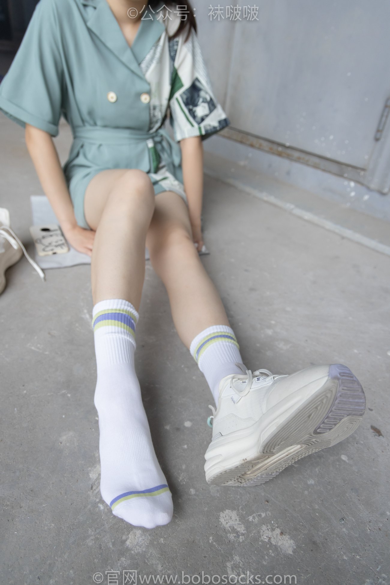 图片[46]-[BoBoSocks袜啵啵]NO.025 熊熊-安踏运动鞋、白色棉袜（踩脏）、裸足[146P] – 速更版-美库