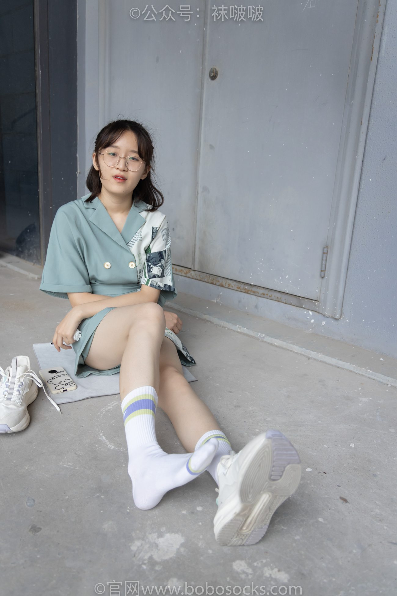 图片[47]-[BoBoSocks袜啵啵]NO.025 熊熊-安踏运动鞋、白色棉袜（踩脏）、裸足[146P] – 速更版-美库