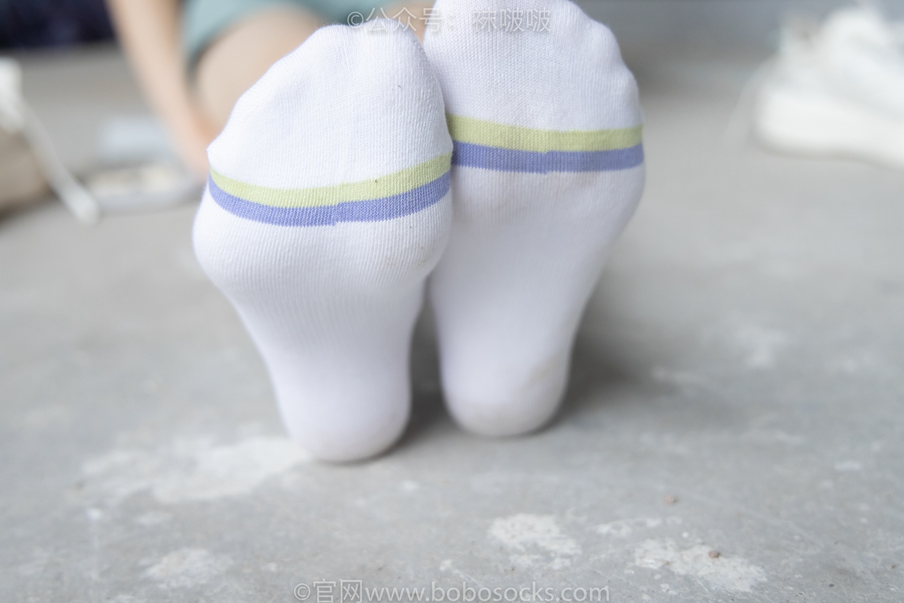图片[60]-[BoBoSocks袜啵啵]NO.025 熊熊-安踏运动鞋、白色棉袜（踩脏）、裸足[146P] – 速更版-美库