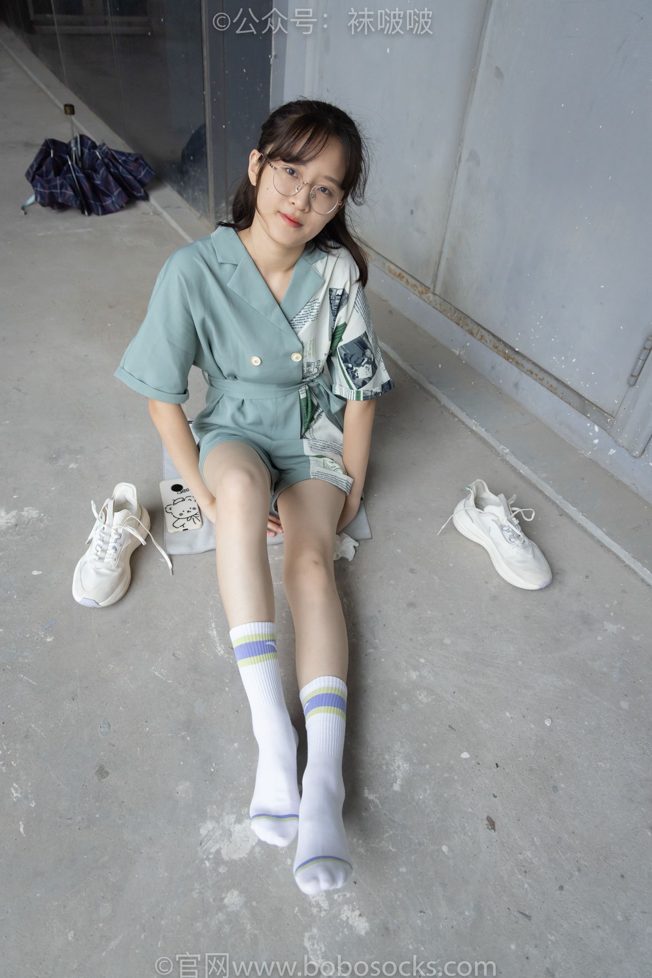 图片[63]-[BoBoSocks袜啵啵]NO.025 熊熊-安踏运动鞋、白色棉袜（踩脏）、裸足[146P] – 速更版-美库