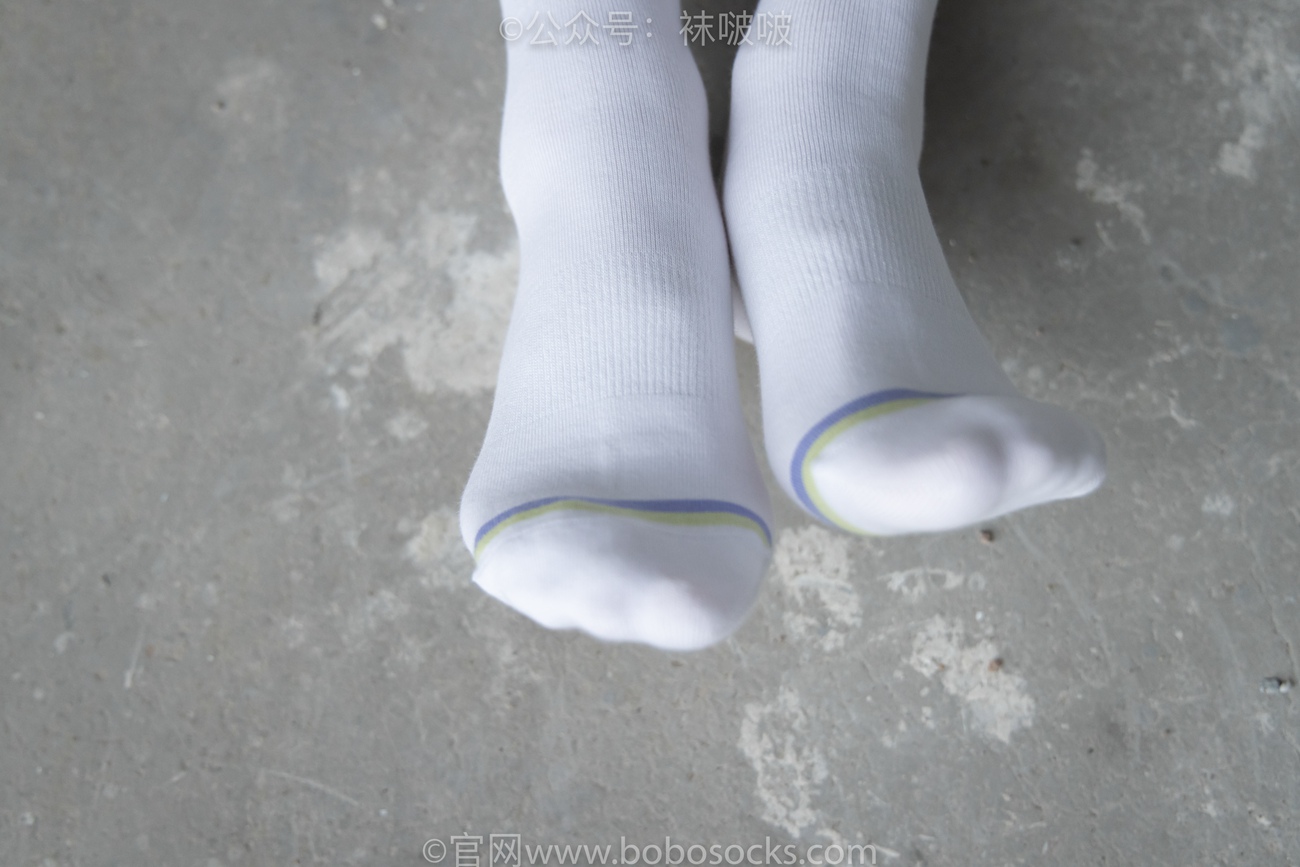 图片[74]-[BoBoSocks袜啵啵]NO.025 熊熊-安踏运动鞋、白色棉袜（踩脏）、裸足[146P] – 速更版-美库