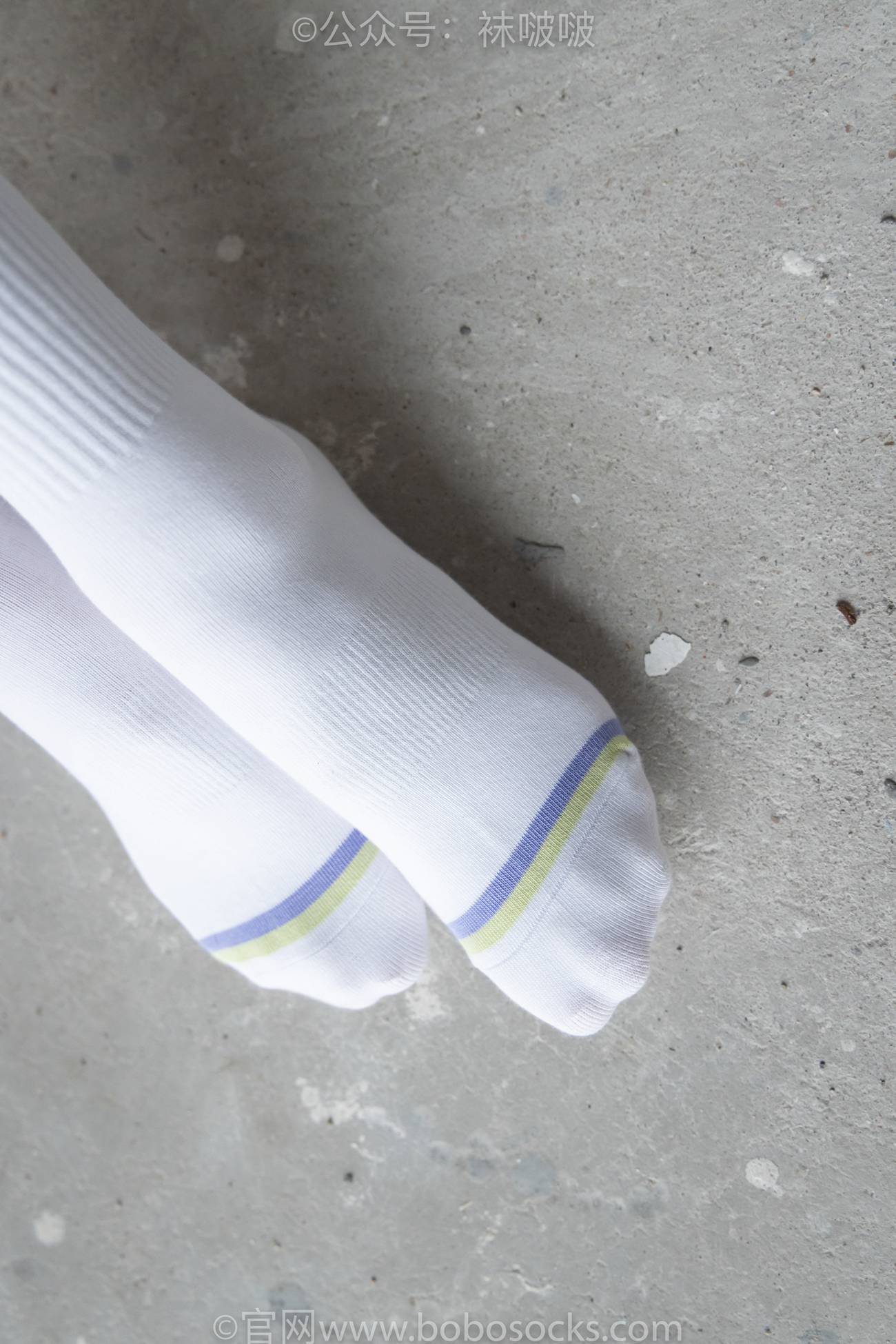 图片[78]-[BoBoSocks袜啵啵]NO.025 熊熊-安踏运动鞋、白色棉袜（踩脏）、裸足[146P] – 速更版-美库