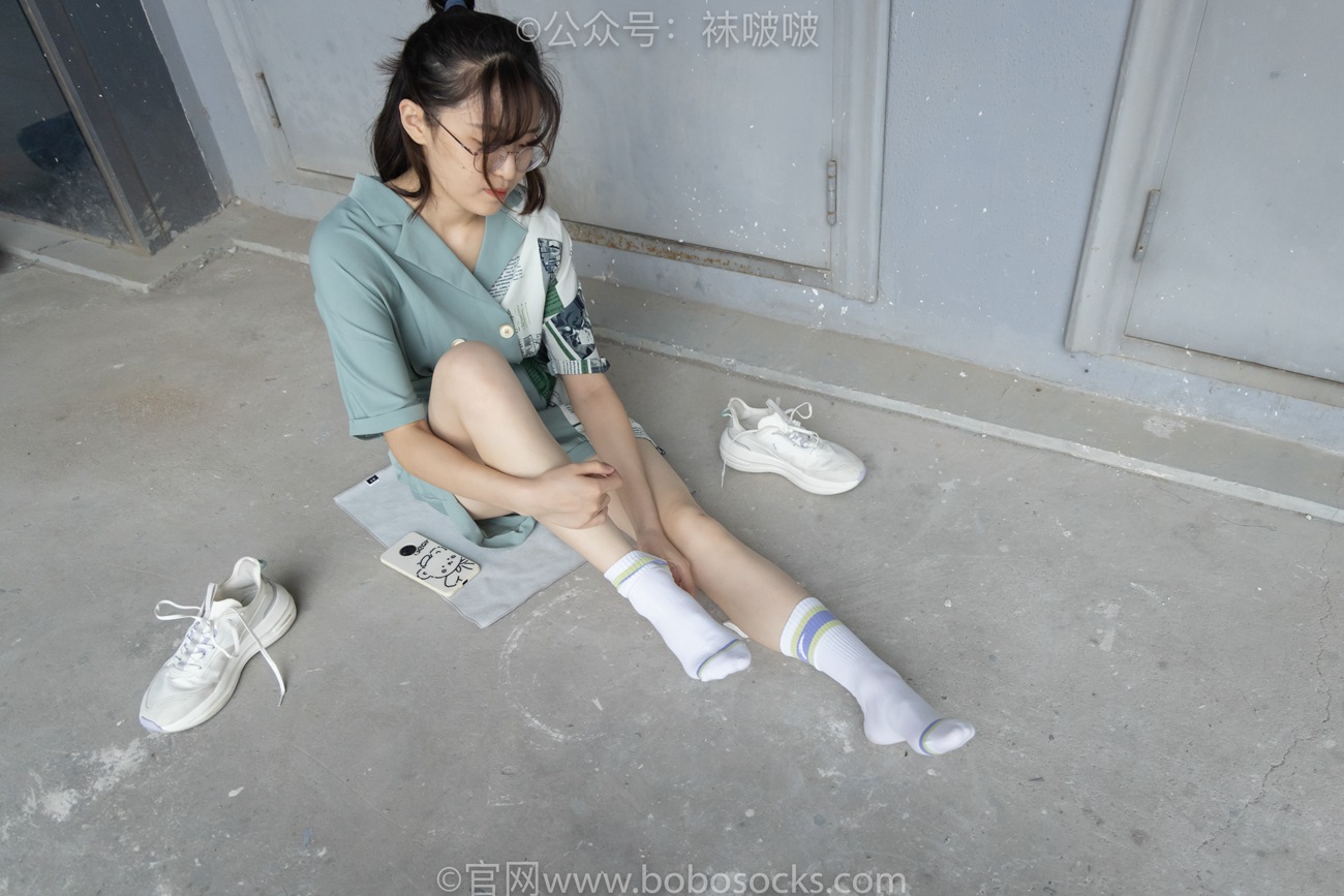 图片[86]-[BoBoSocks袜啵啵]NO.025 熊熊-安踏运动鞋、白色棉袜（踩脏）、裸足[146P] – 速更版-美库