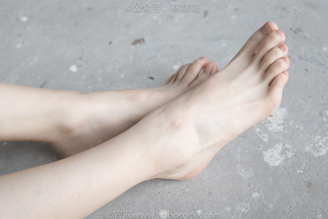 图片[115]-[BoBoSocks袜啵啵]NO.025 熊熊-安踏运动鞋、白色棉袜（踩脏）、裸足[146P] – 速更版-美库